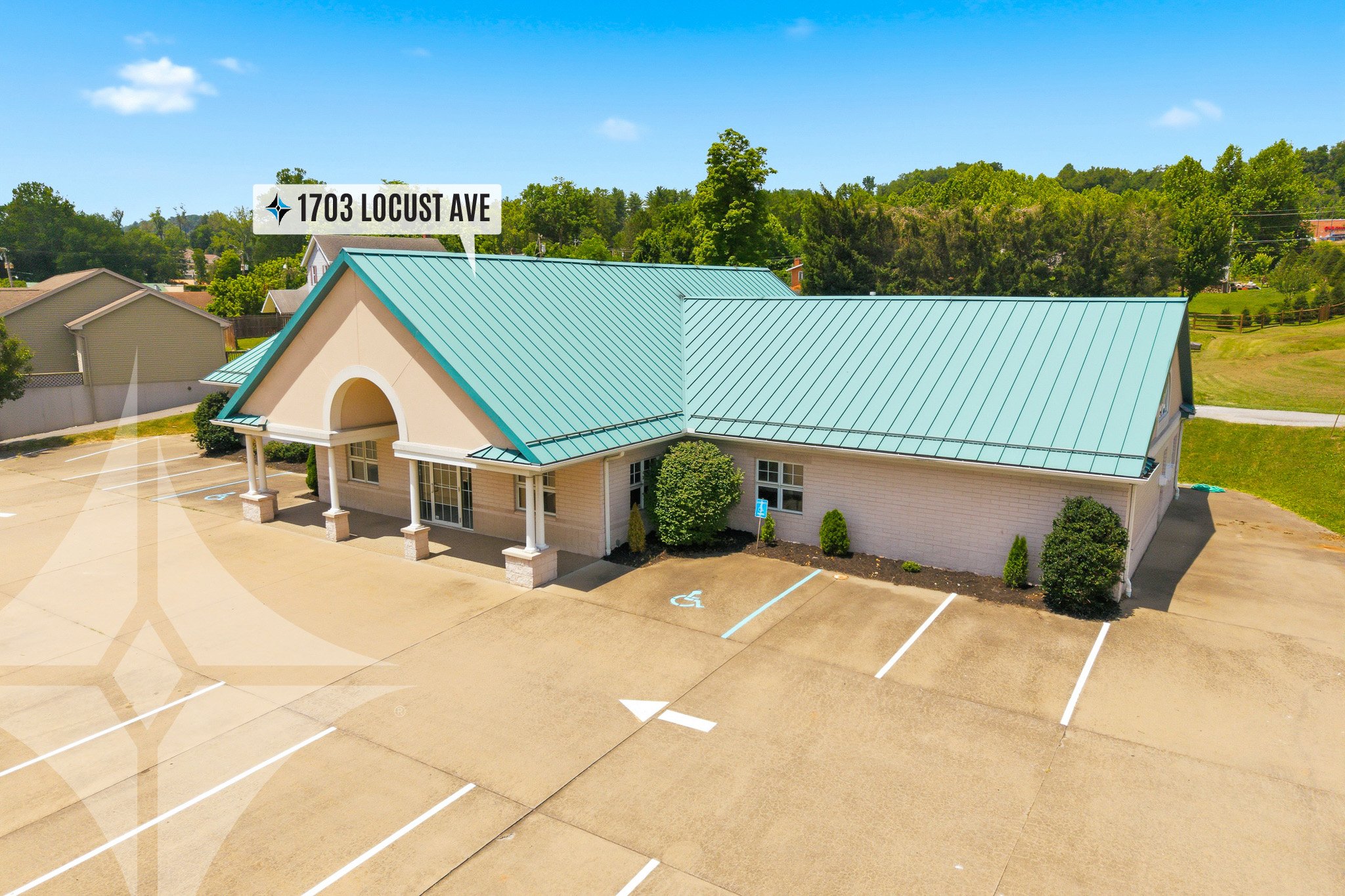 1703 Locust Ave, Fairmont, WV 26554