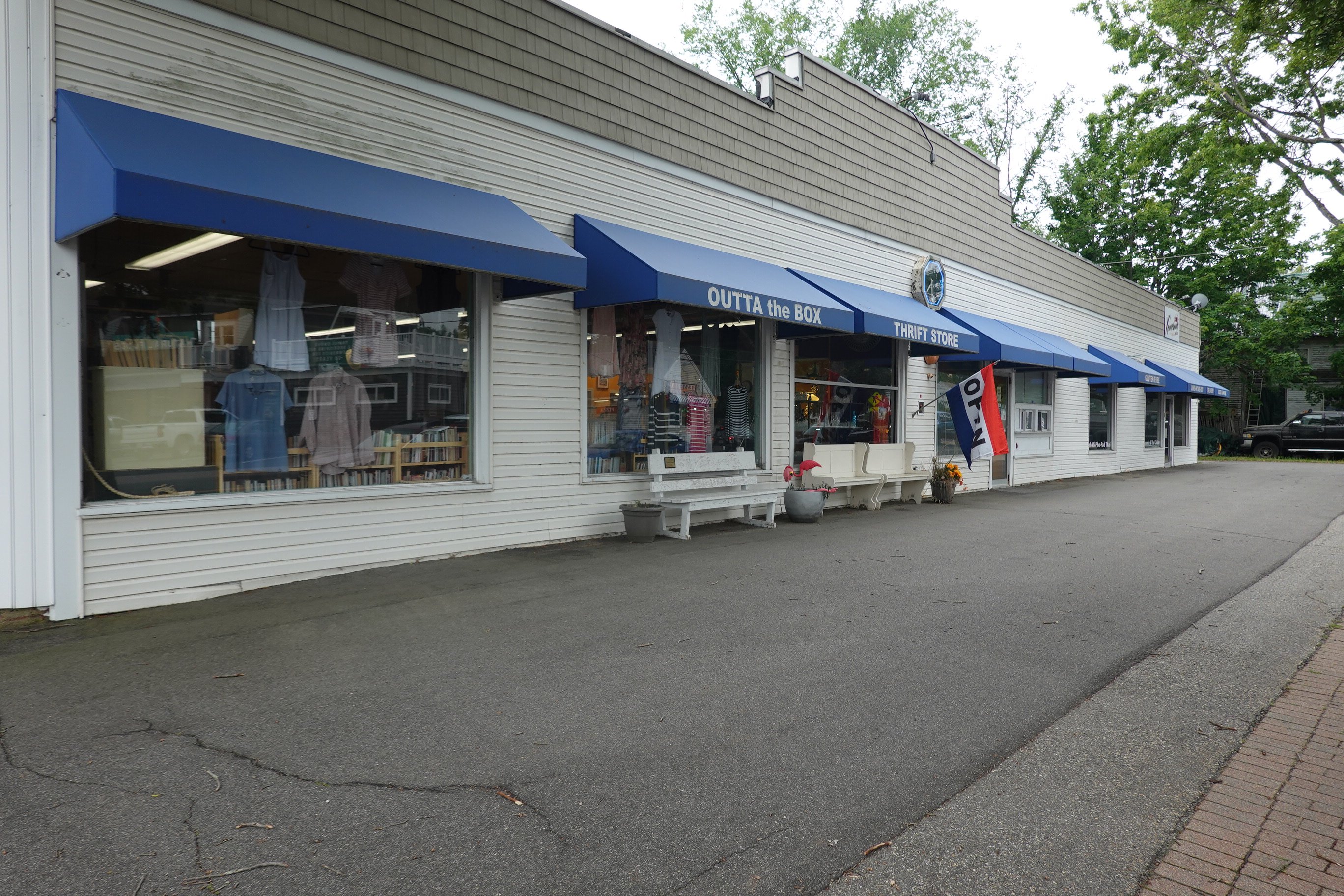 6 York St, Kennebunk, ME 04043
