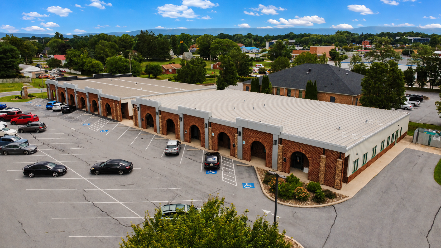 1825 Howell Rd, Hagerstown, MD 21740
