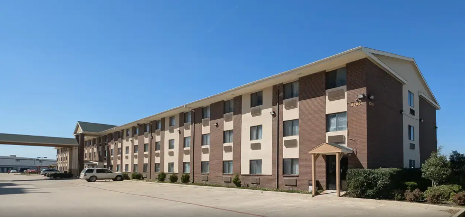 8205 Esters Blvd, Irving, TX 75063
