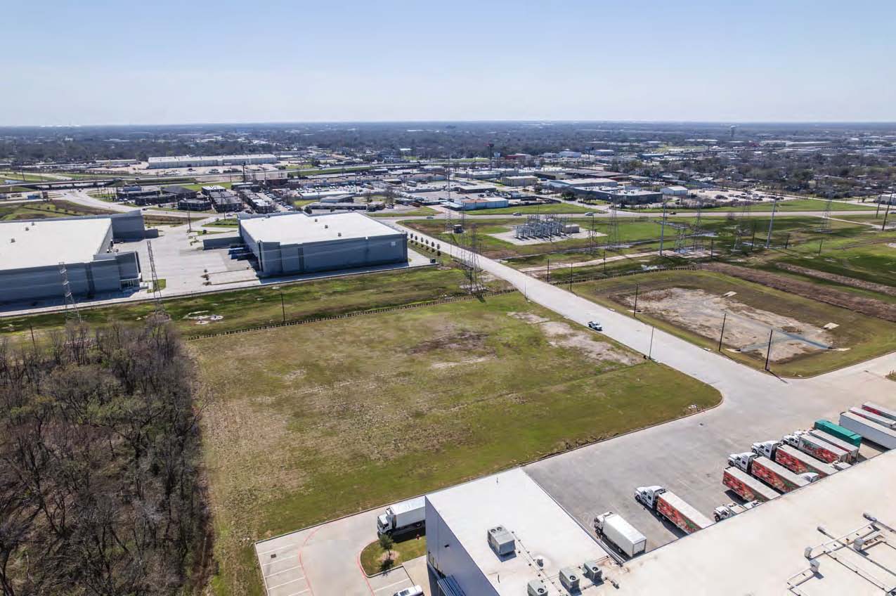 1015 Red Bluff Rd, Pasadena, TX 77506
