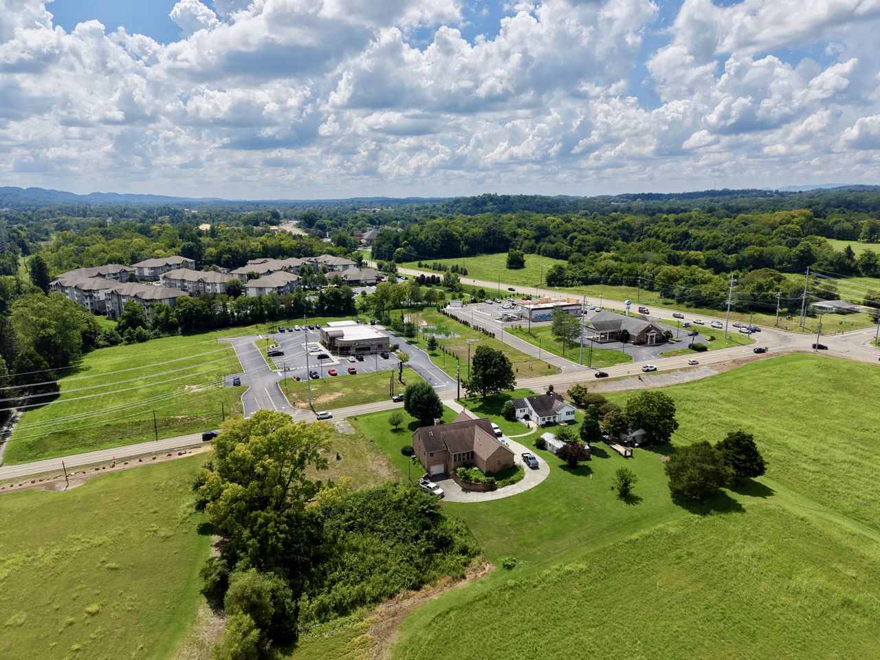 7514 Central Avenue Pike, Powell, TN 37849