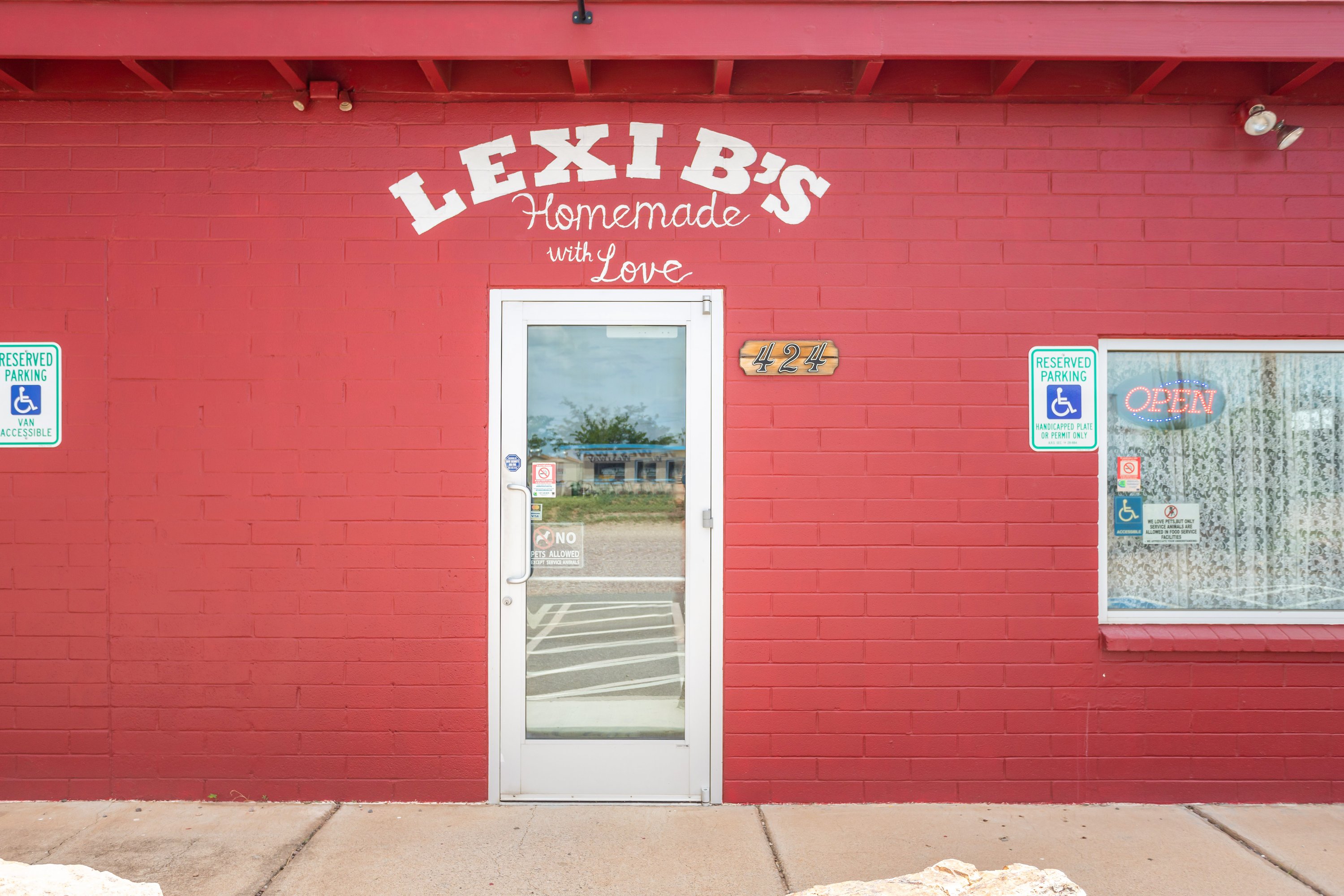 424 N Huachuca Blvd, Huachuca City, AZ 85616