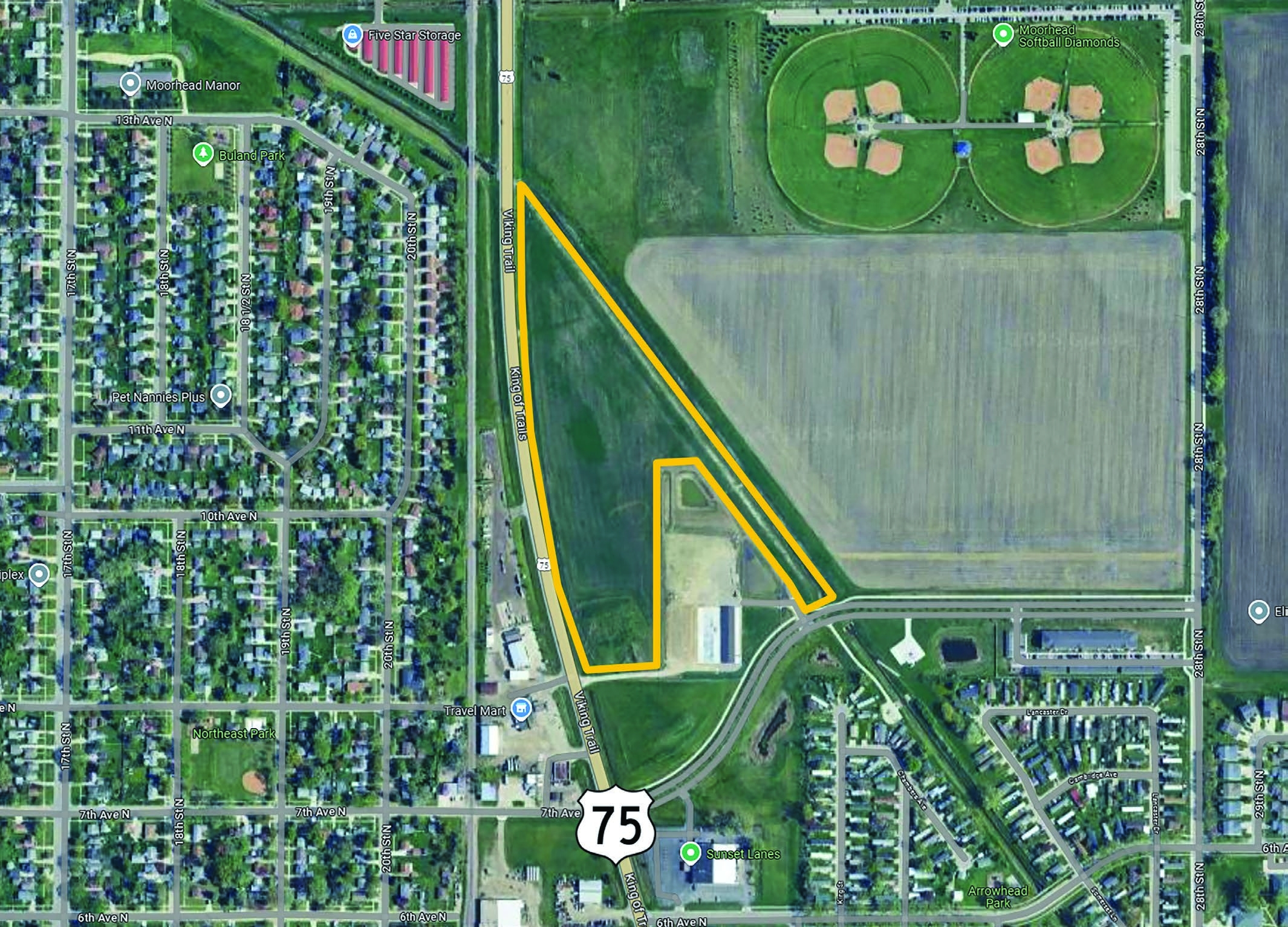 2300 8Th Ave N, Moorhead, MN 56560