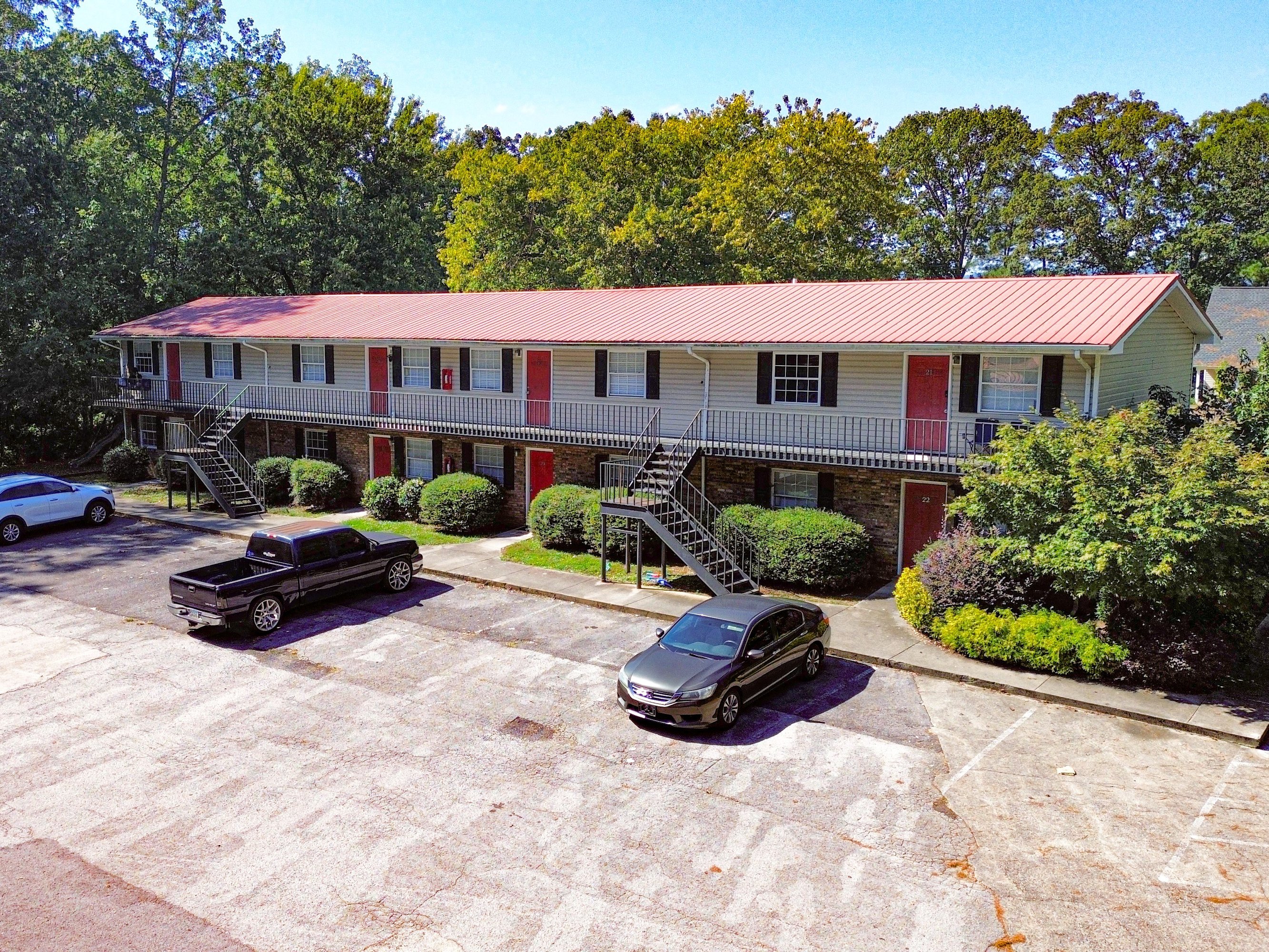 1418 Burgess Dr, Dalton, GA 30721