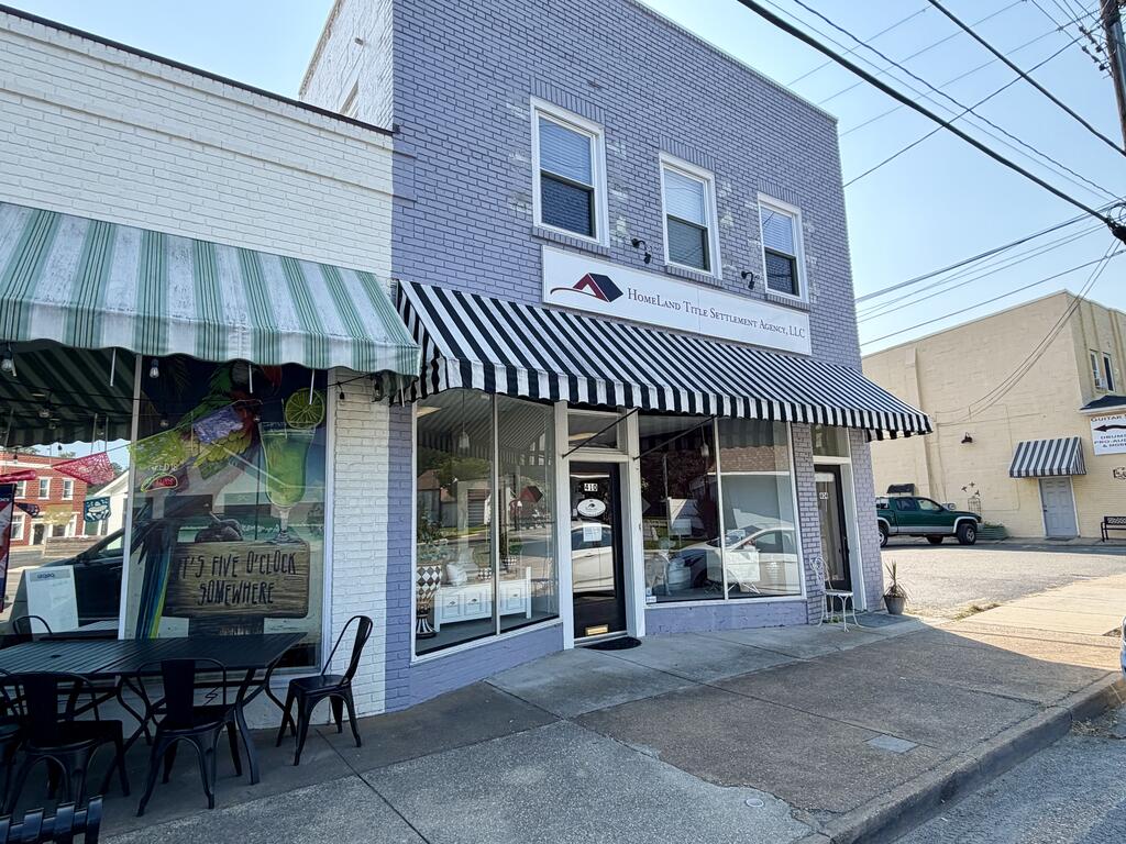 410 Chesapeake Dr, White Stone, VA 22578