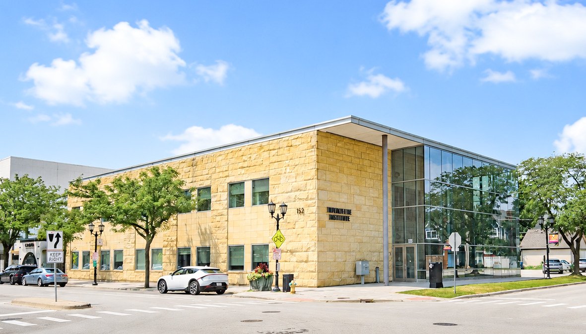 152 North Addison Ave, Elmhurst, IL 60126