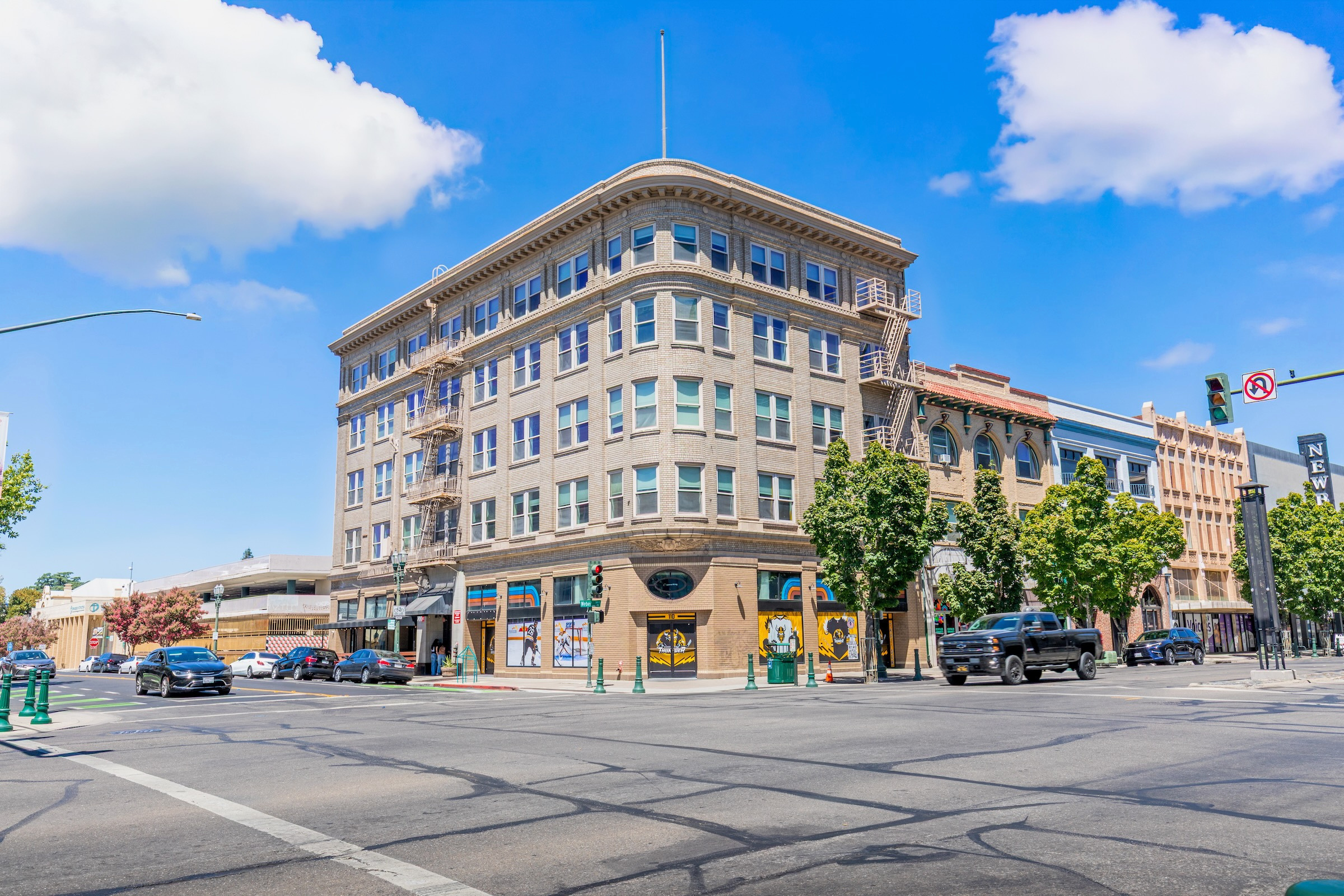114 N San Joaquin St, Stockton, CA 95202