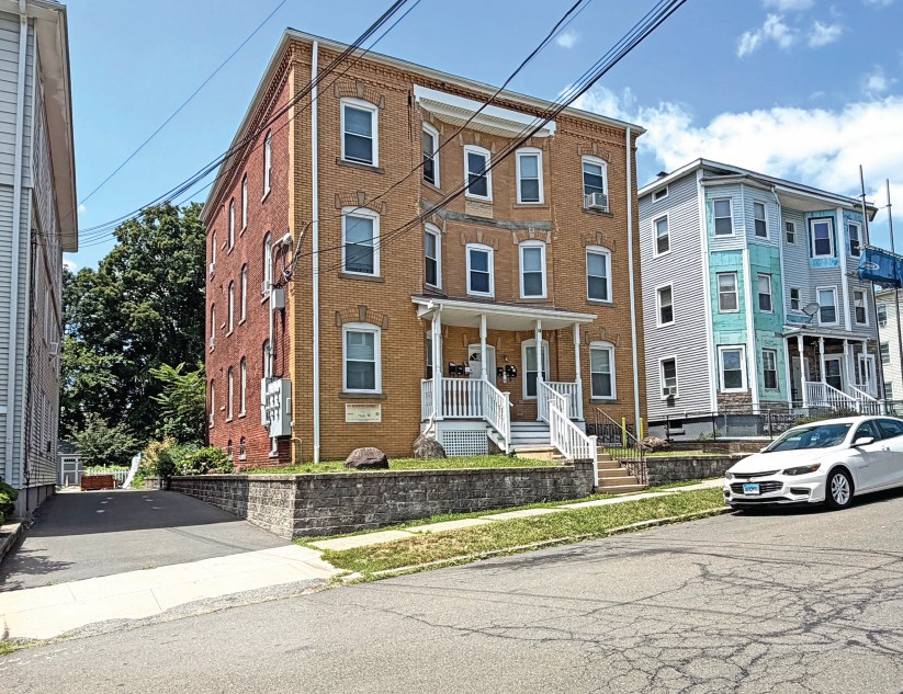 68 Booth St, New Britain, CT 06053
