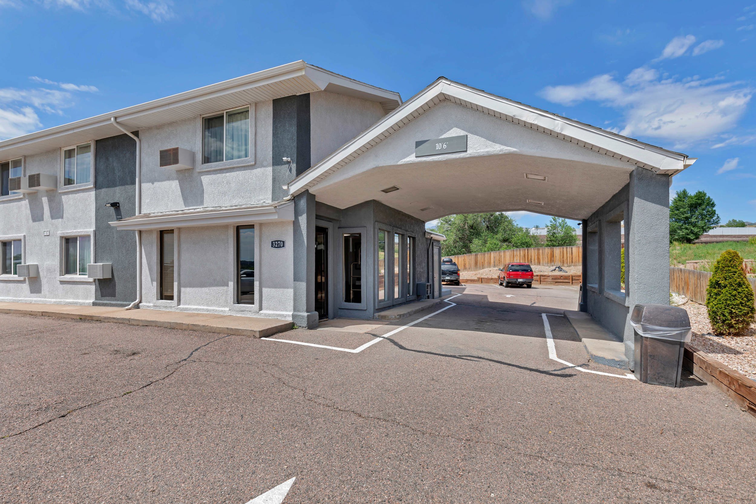 3270 N Chestnut St, Colorado Springs, CO 80907
