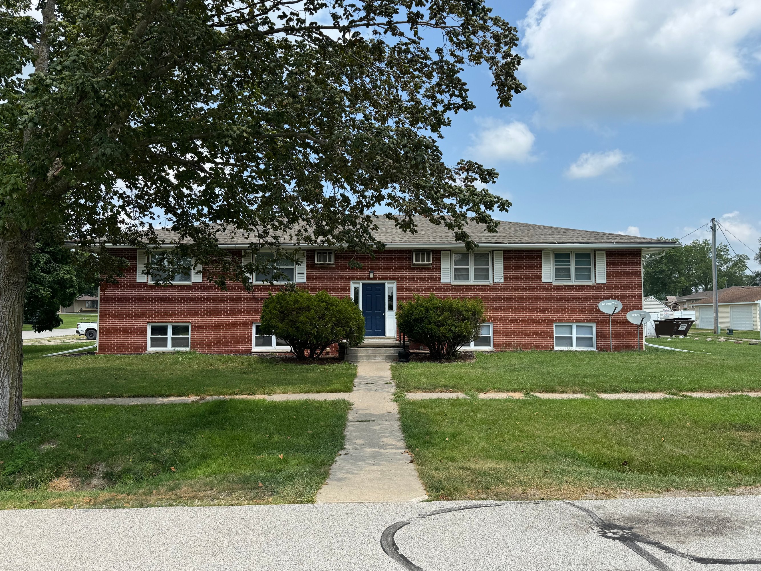 210 W 8Th St, Woodward, IA 50276