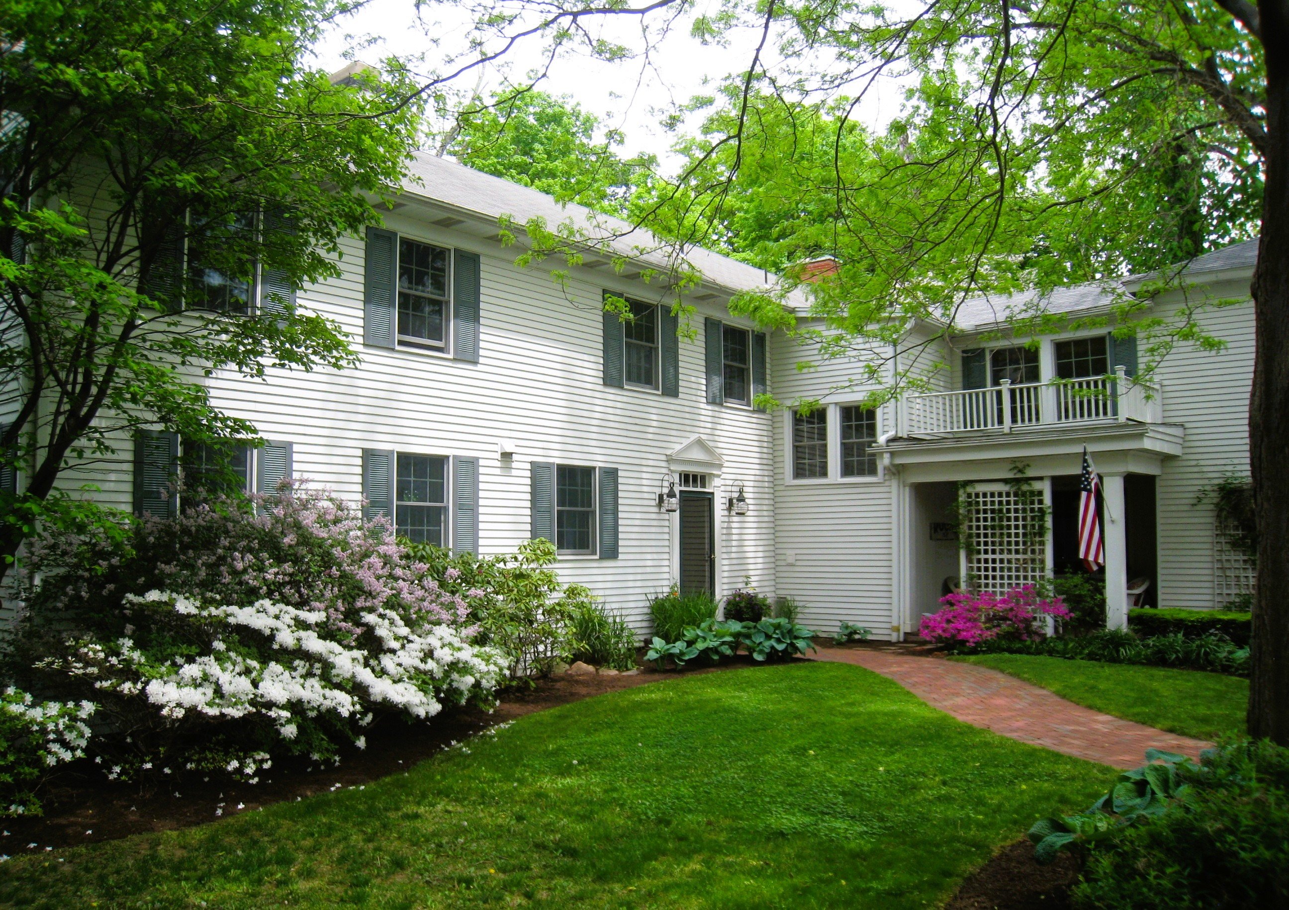 3630 Sycamore Dr, Erie, PA 16505
