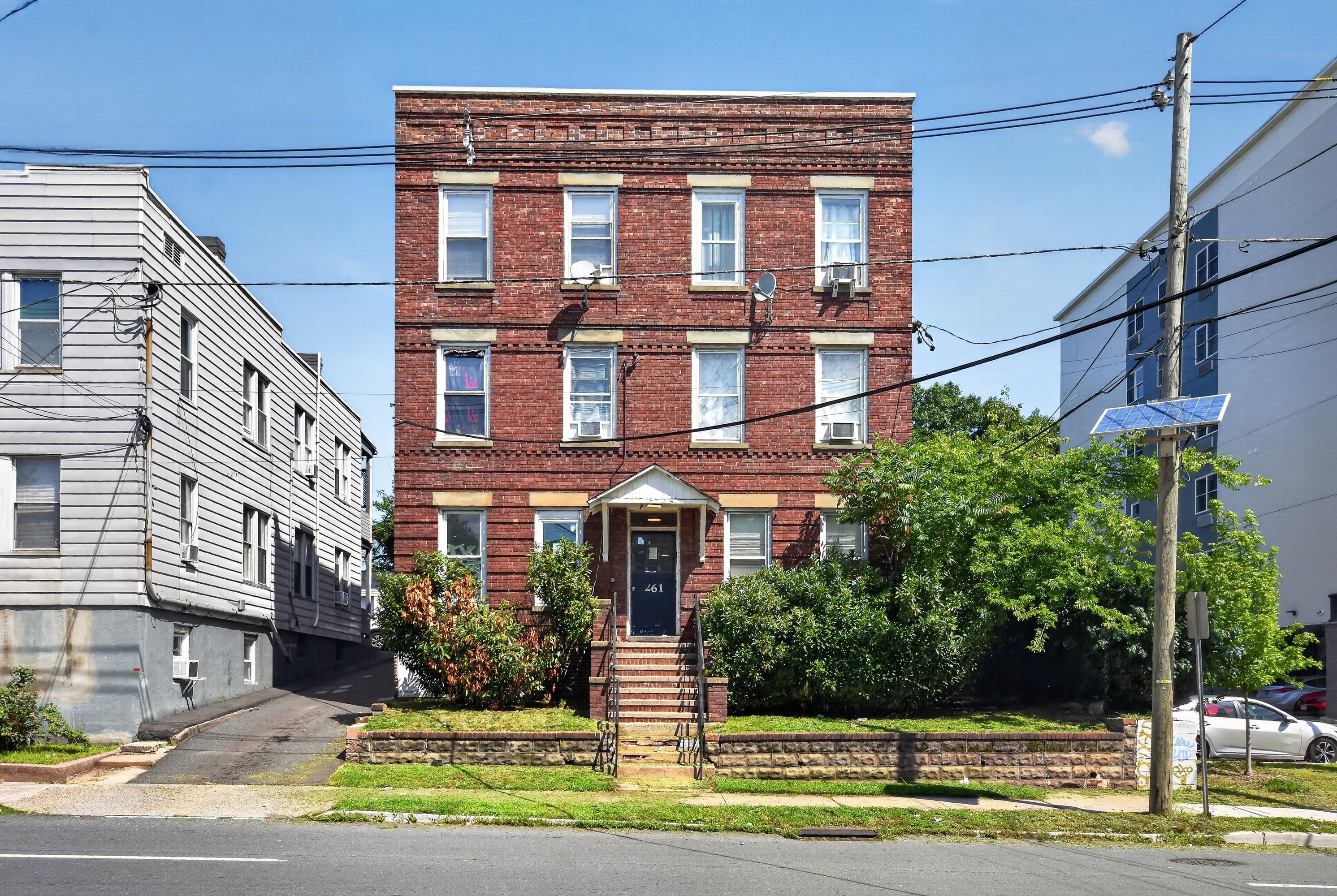 261 French St, New Brunswick, NJ 08901