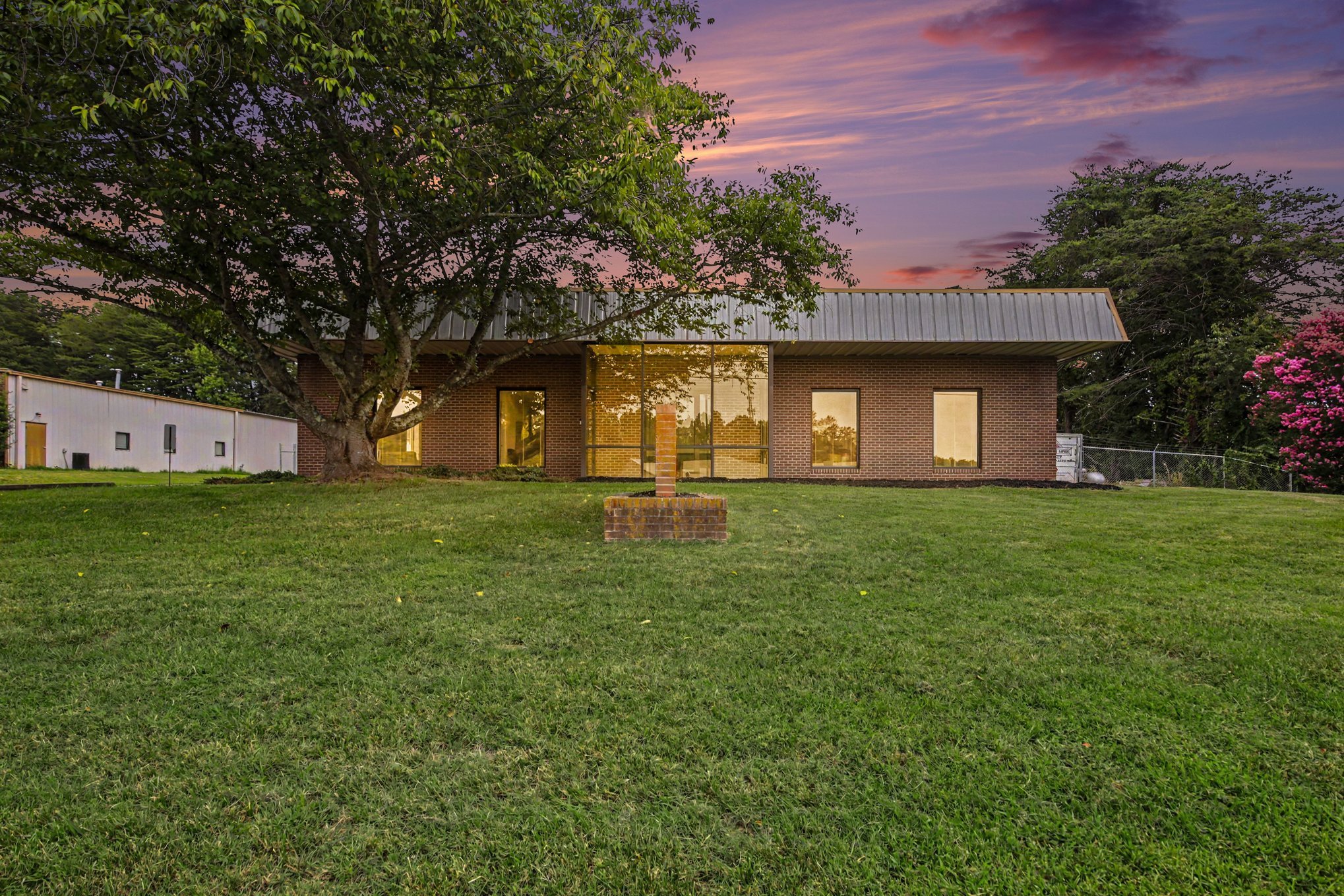 455 Forum Pkwy, Rural Hall, NC 27045