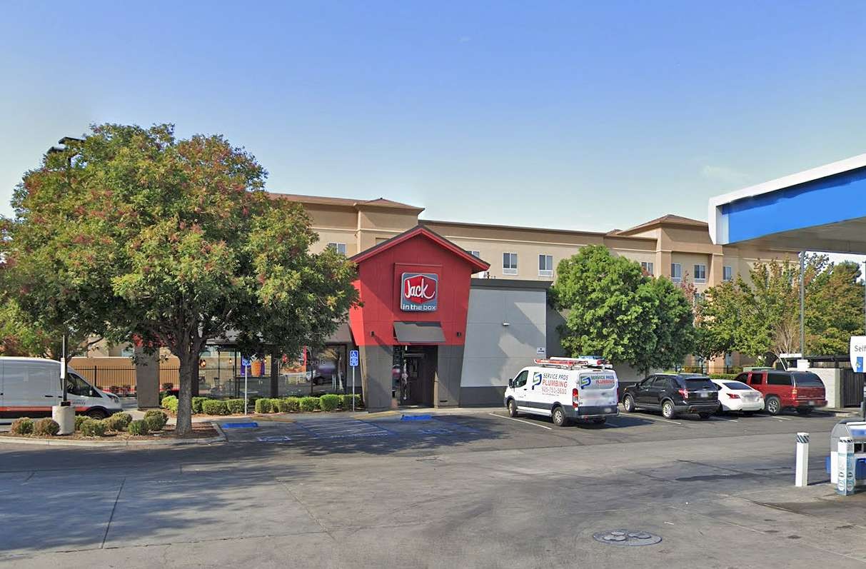 1213 California Ave, Pittsburg, CA 94565