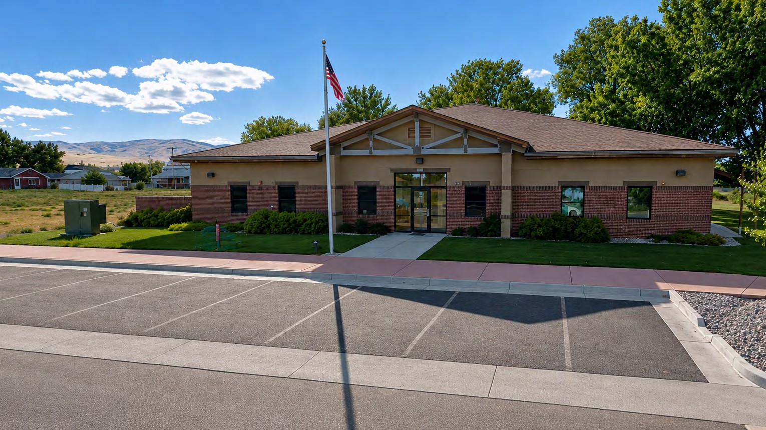 980 12Th St, Lander, WY 82520
