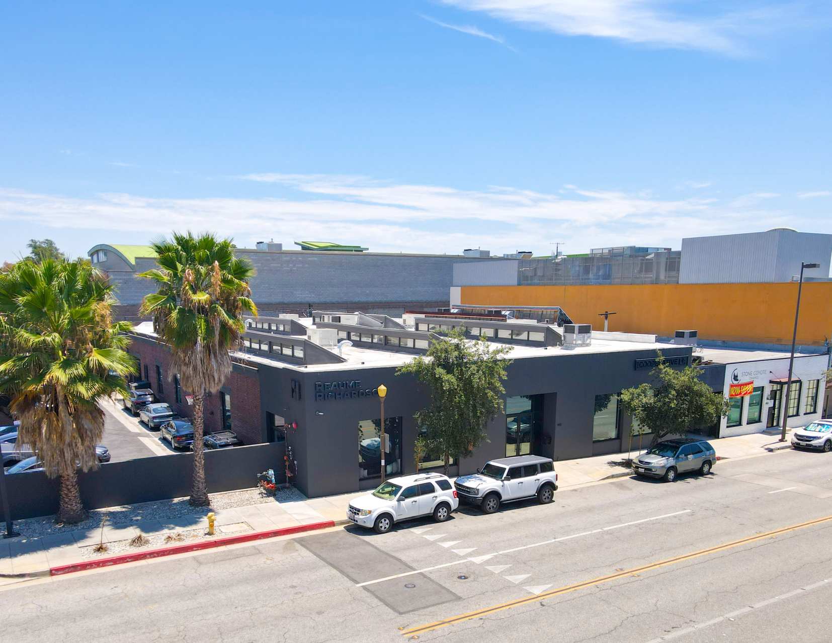 442 S Raymond Ave, Pasadena, CA 91105