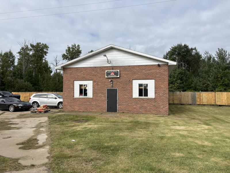 3095 N Lakeshore Rd, Port Hope, MI 48468
