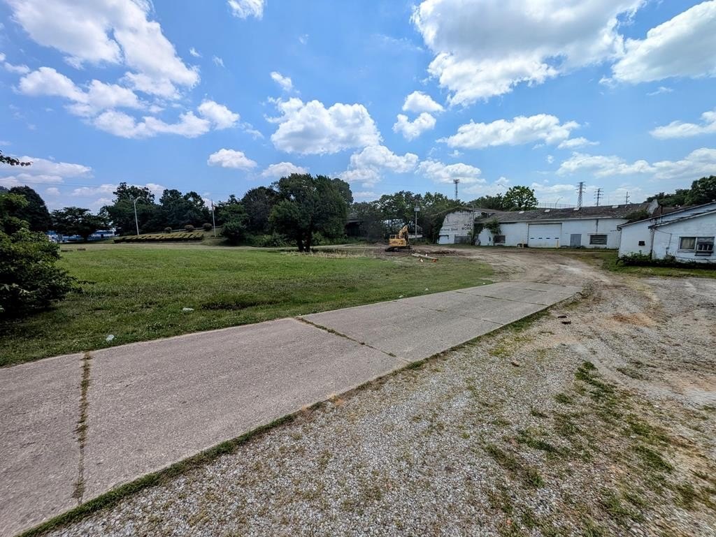2204 Gallia St, Portsmouth, OH 45662