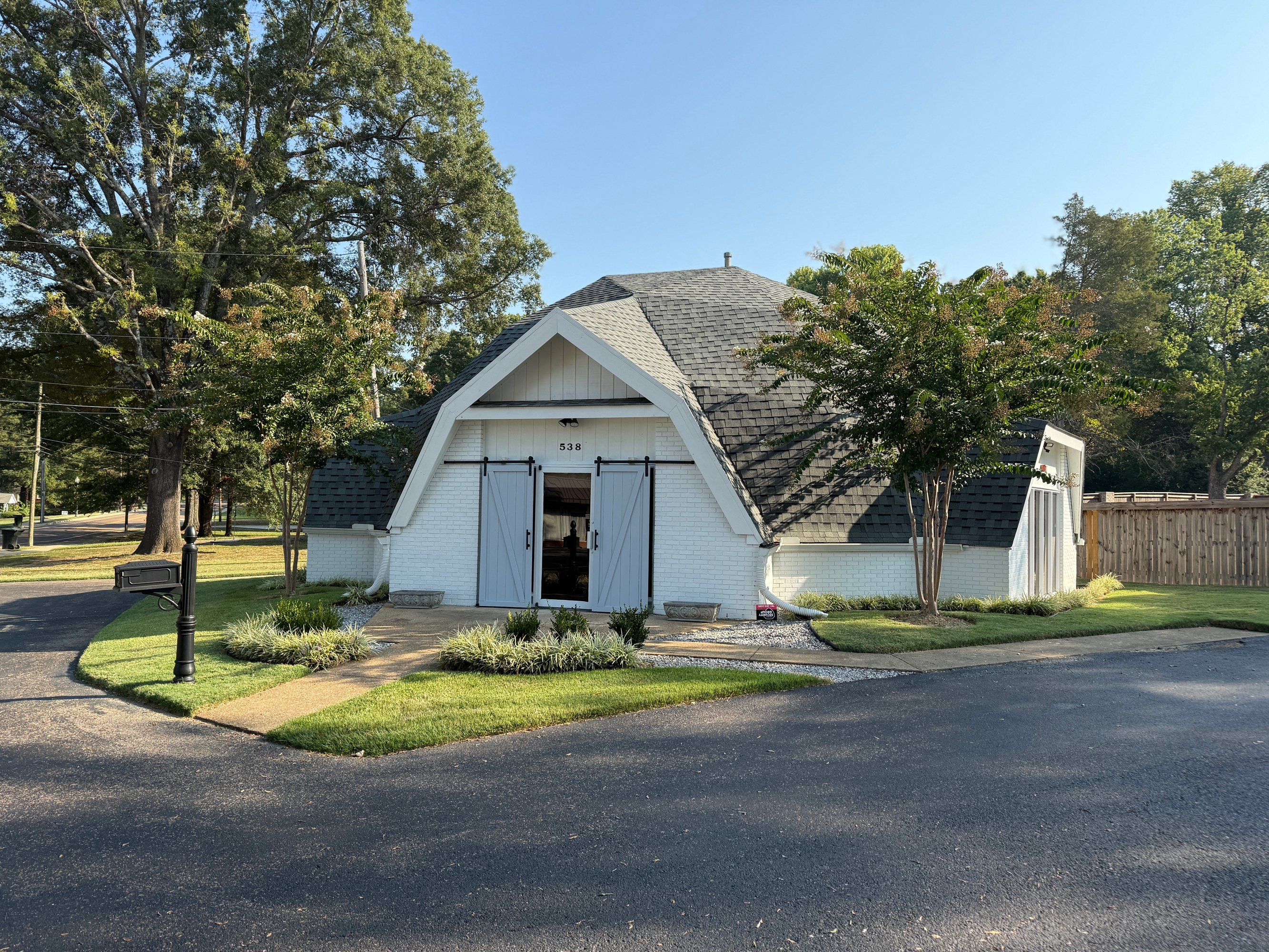538 S Center St, Collierville, TN 38017