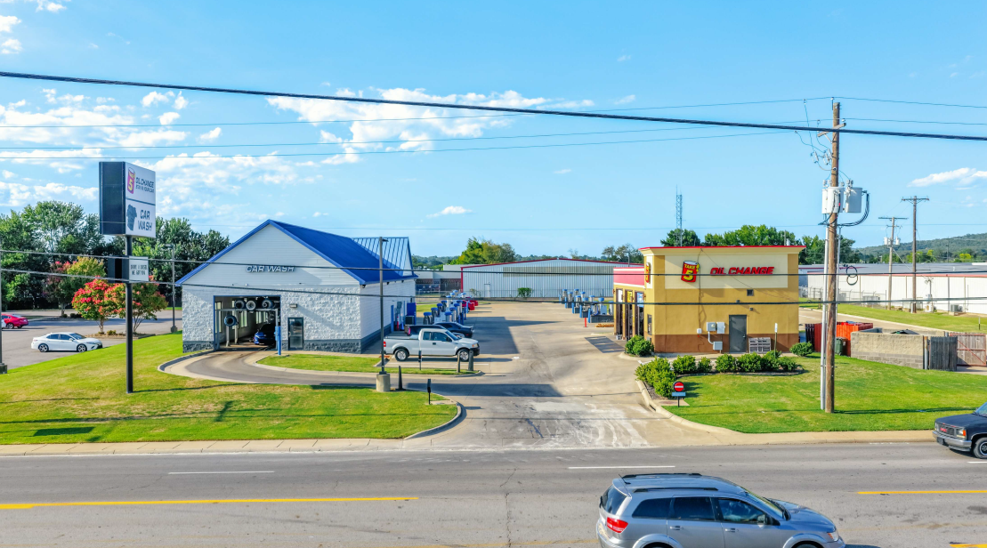 2207 East Main St, Russellville, AR 72802