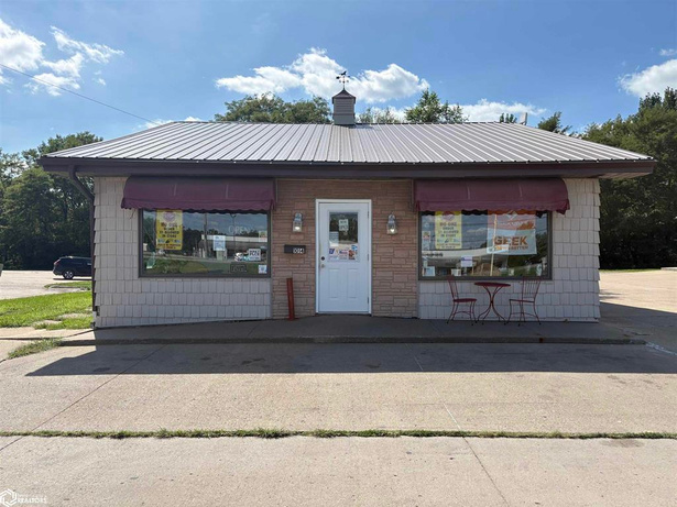 1014 N 18Th St, Centerville, IA 52544