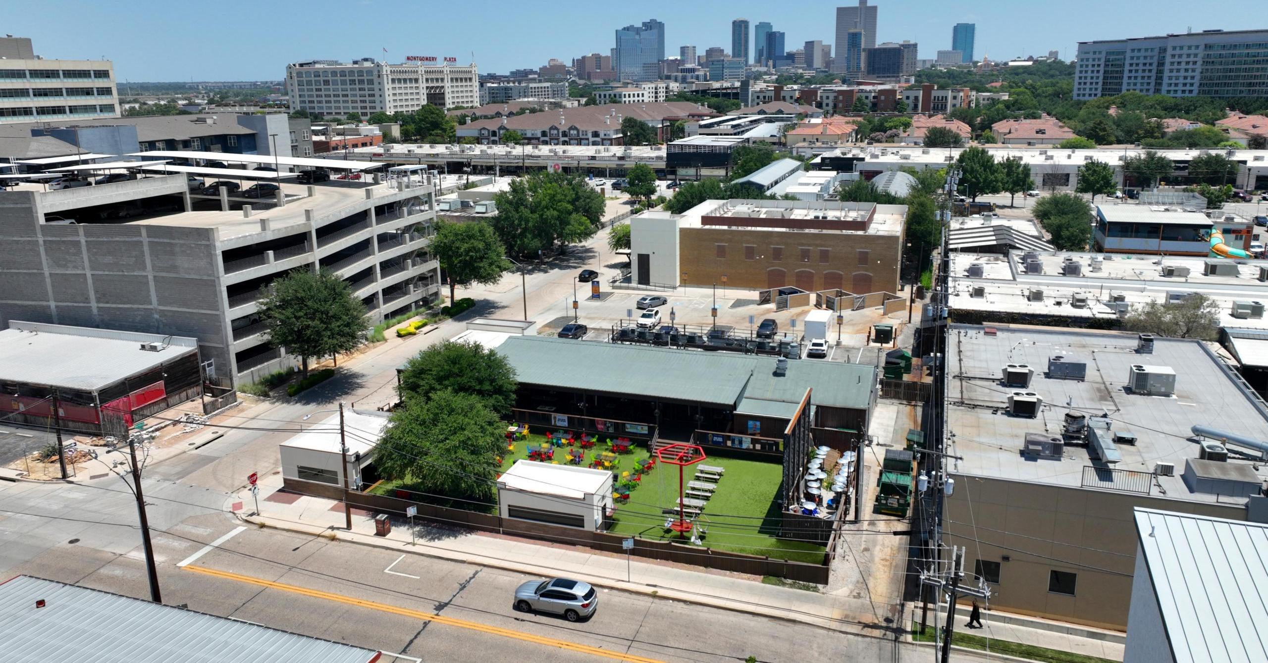 2833 Morton St, Fort Worth, TX 76107