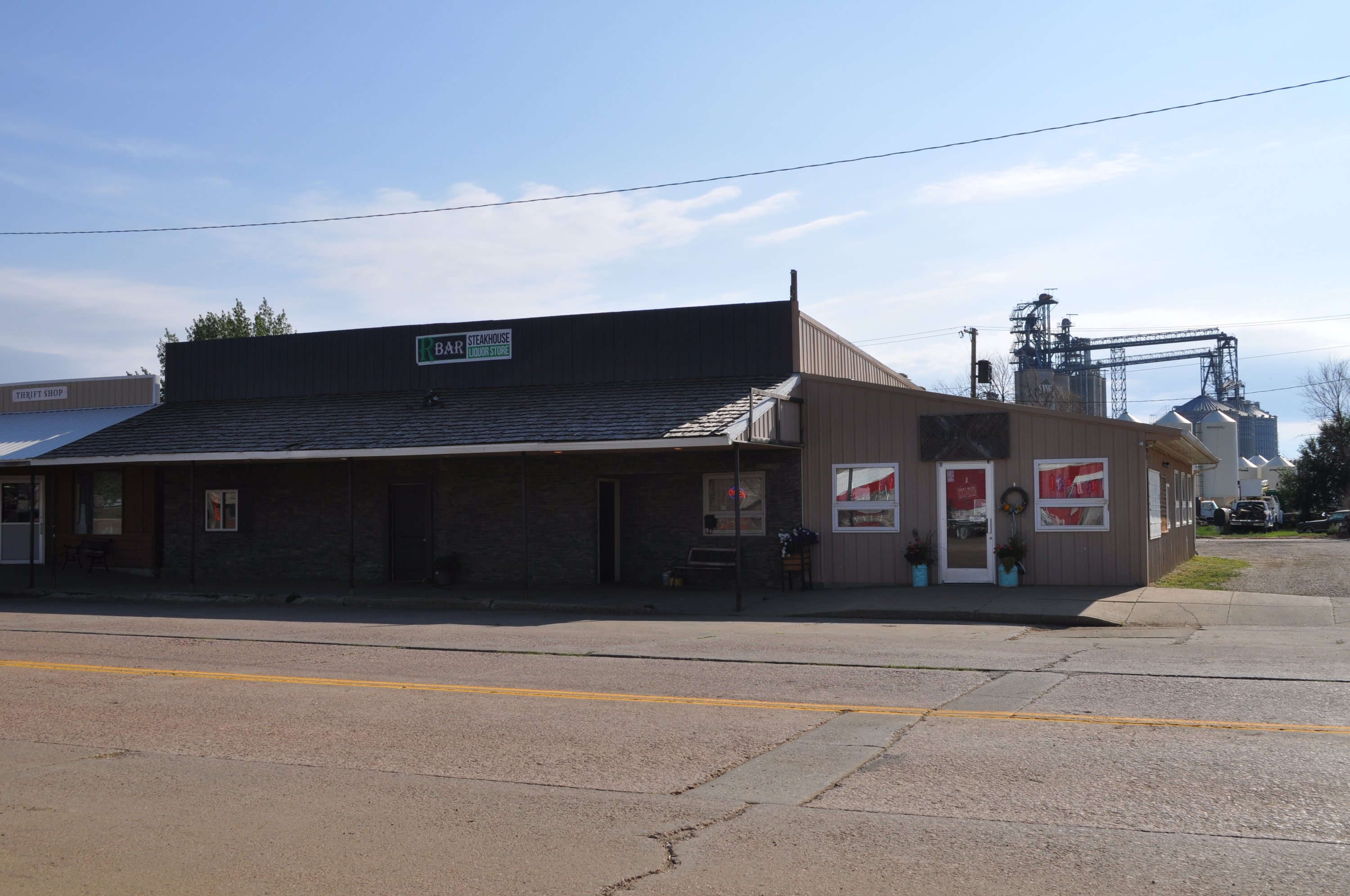 116 Main Ave, Lemmon, SD 57638