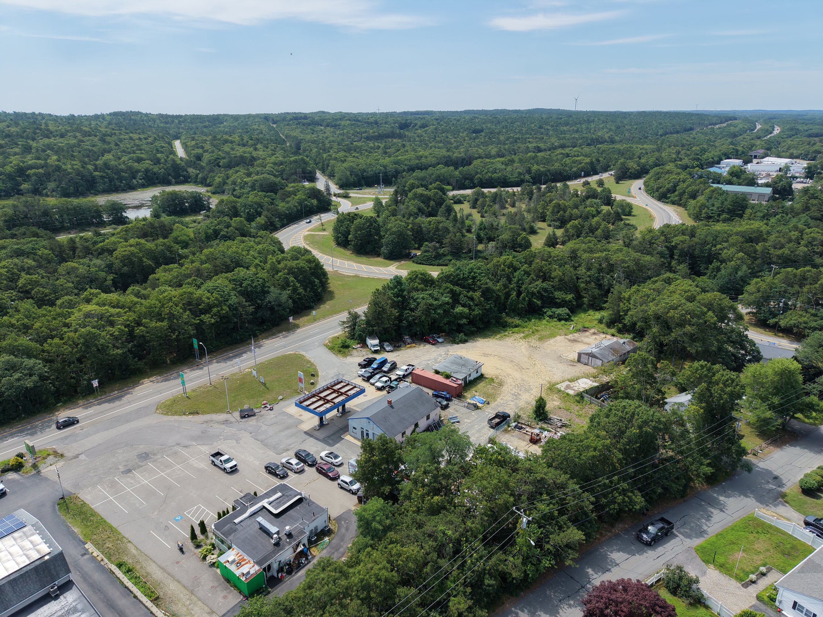 810 Macarthur Blvd, Bourne, MA 02532