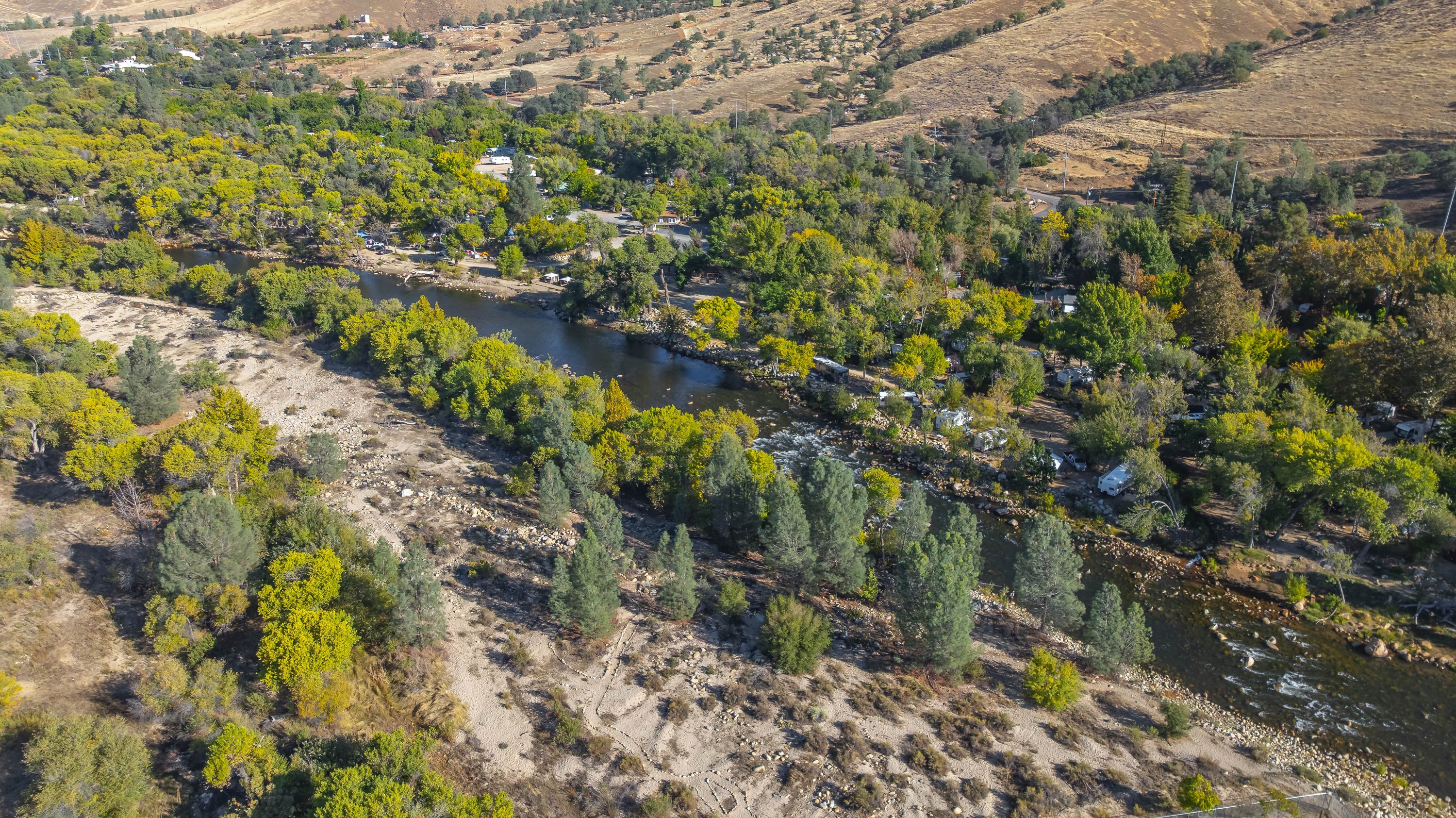 13801 Sierra Way, Kernville, CA 93238