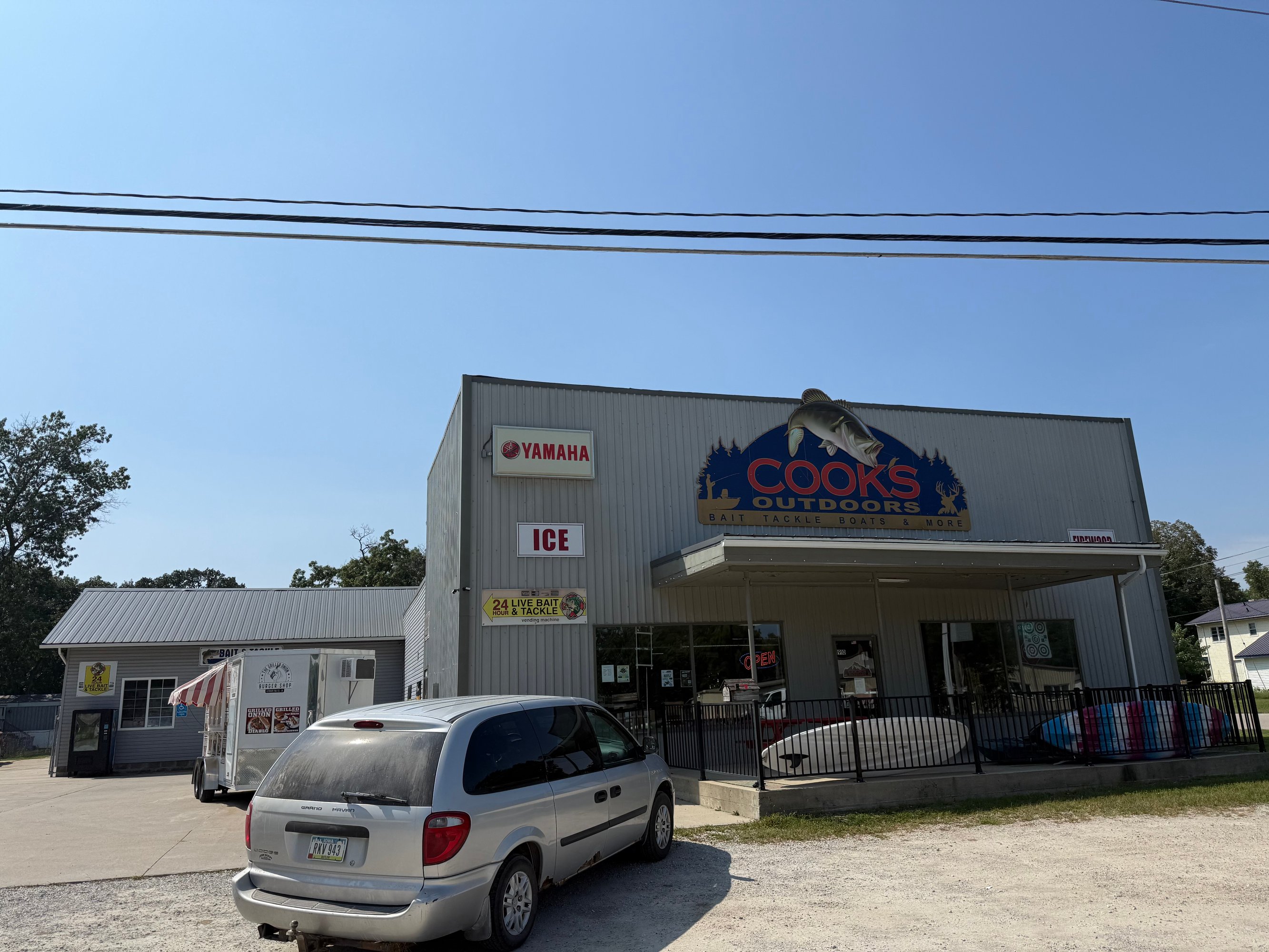 1910 Center St, Cedar Falls, IA 50613