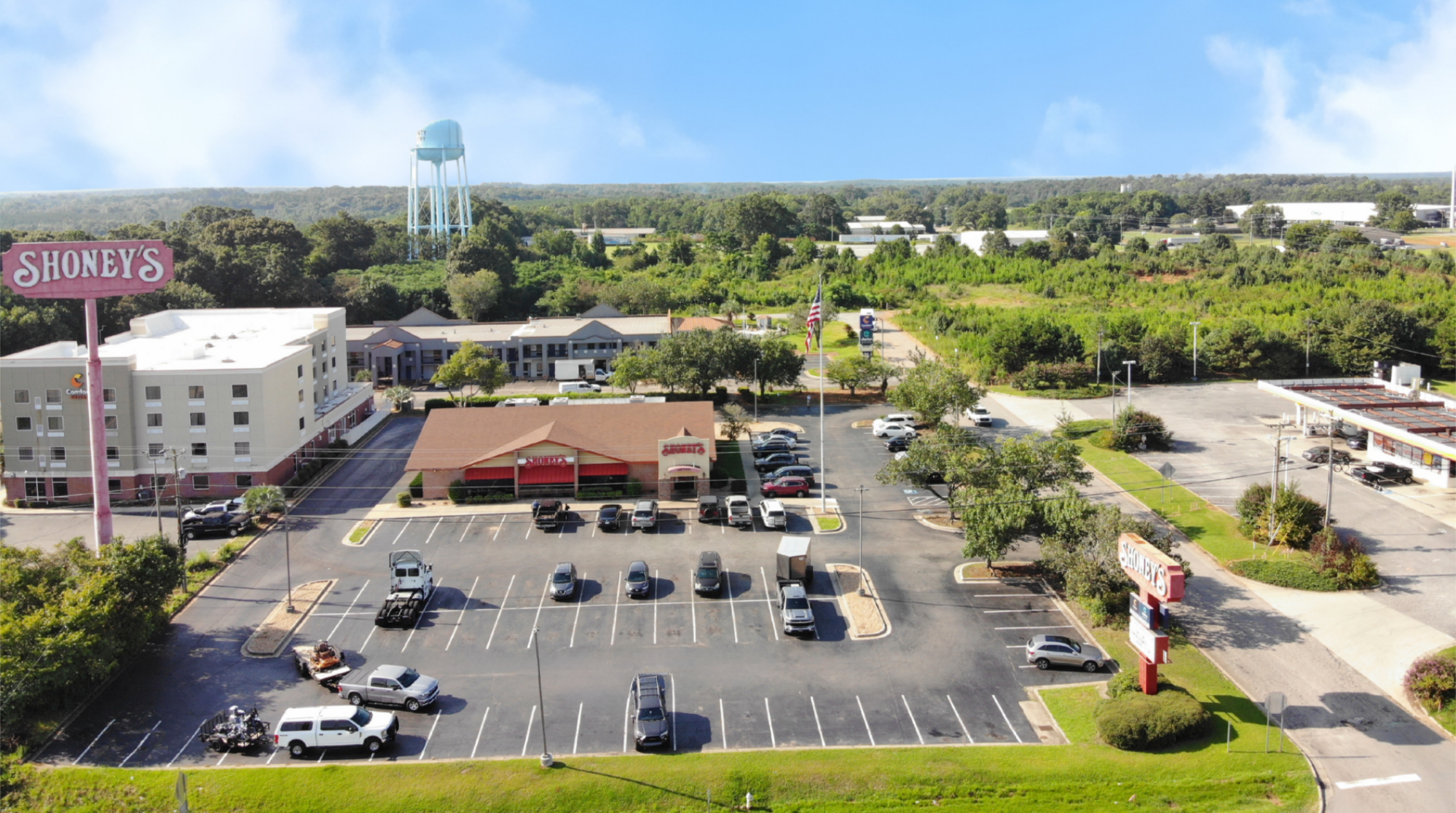 323 Harold G Clarke Pkwy, Forsyth, GA 31029
