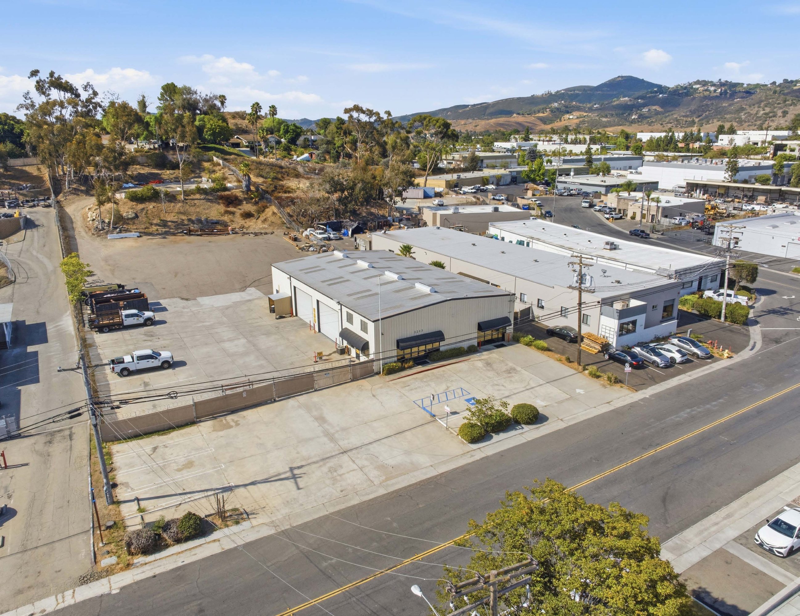 2213 Meyers Ave, Escondido, CA 92029