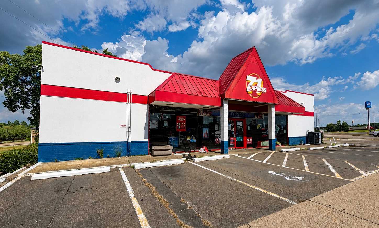 5106 North State Line Ave, Texarkana, AR 71854