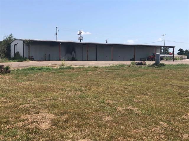 3016 Twin City Hwy, Nederland, TX 77627