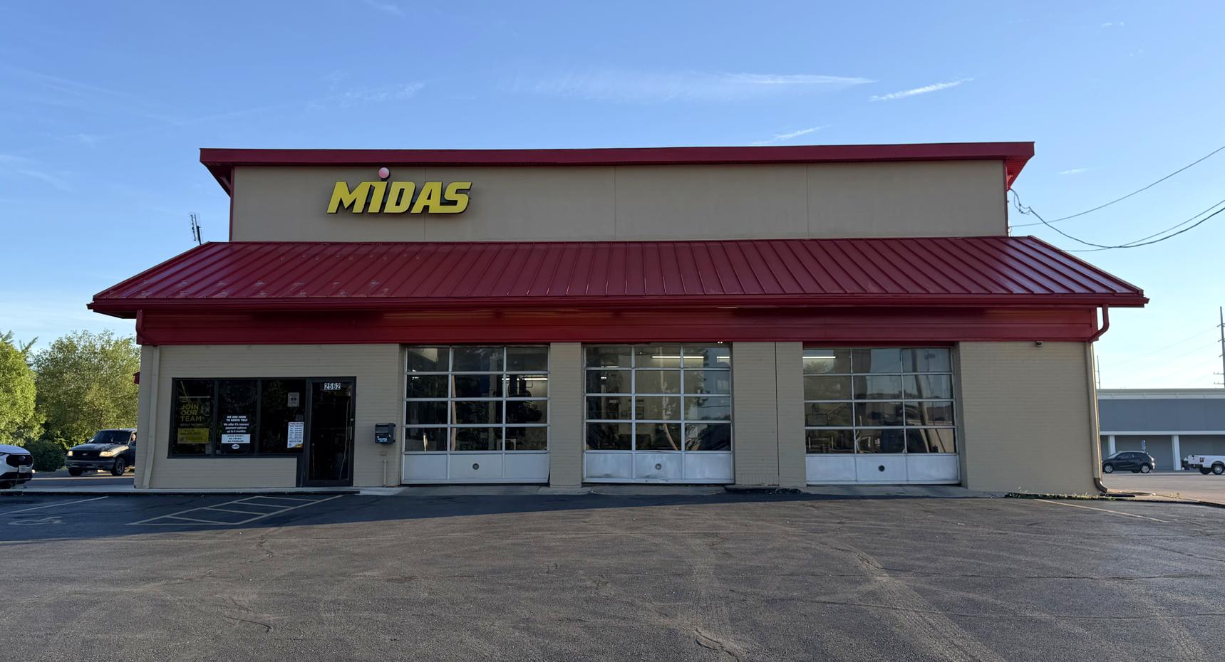 2562 Columbus St, Grove City, OH 43123