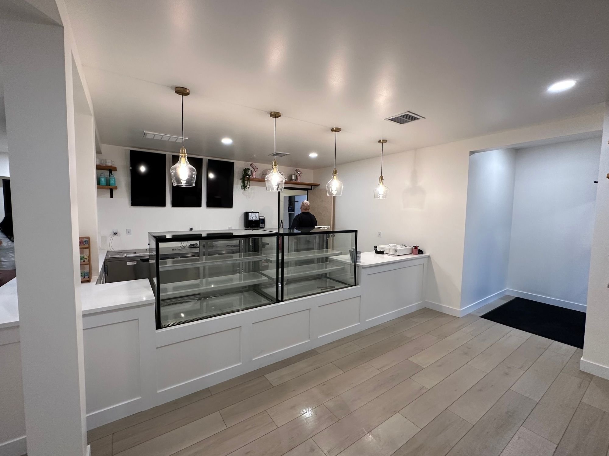 8730 SE Woodstock Blvd, Portland, OR 97266