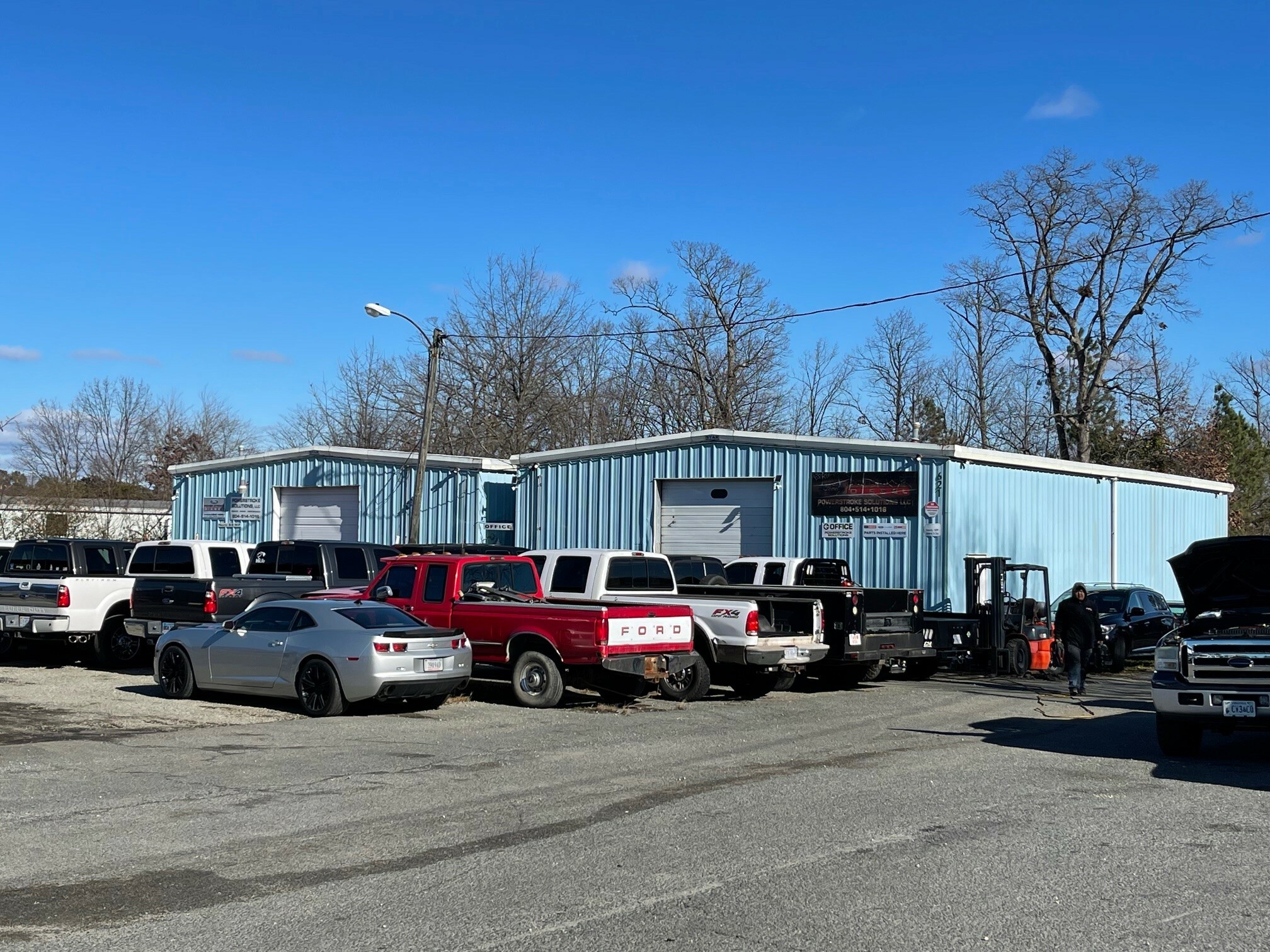 631 Research Rd, North Chesterfield, VA 23236