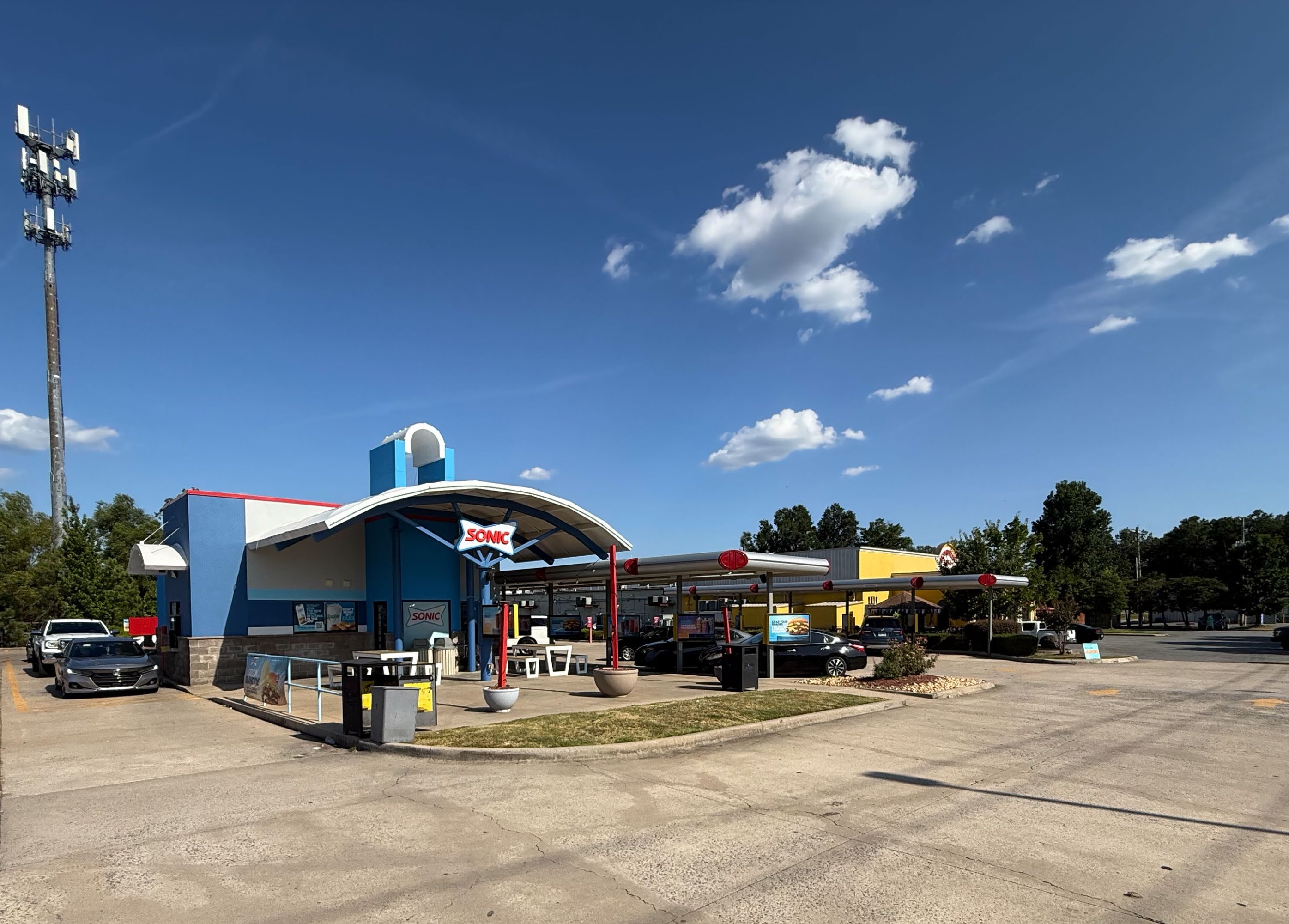 13200 Crystal Hill Rd, North Little Rock, AR 72113