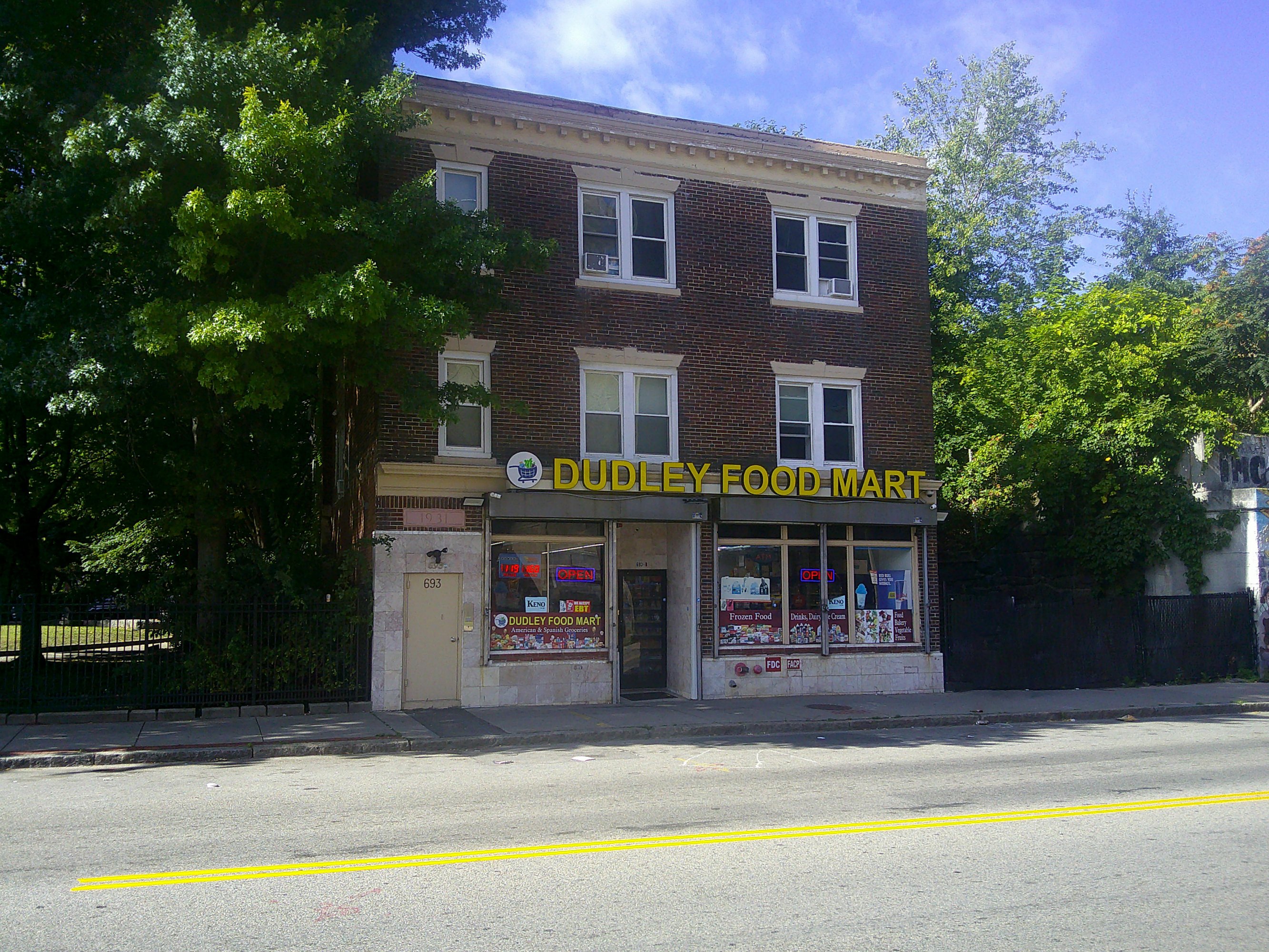 691 Dudley St, Dorchester, MA 02125