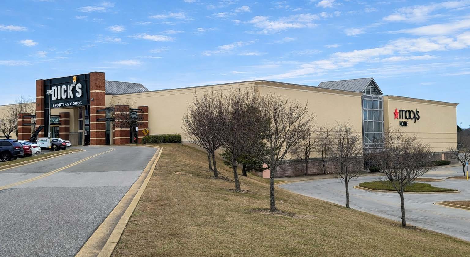 11200 Mall Cir, Waldorf, MD 20603