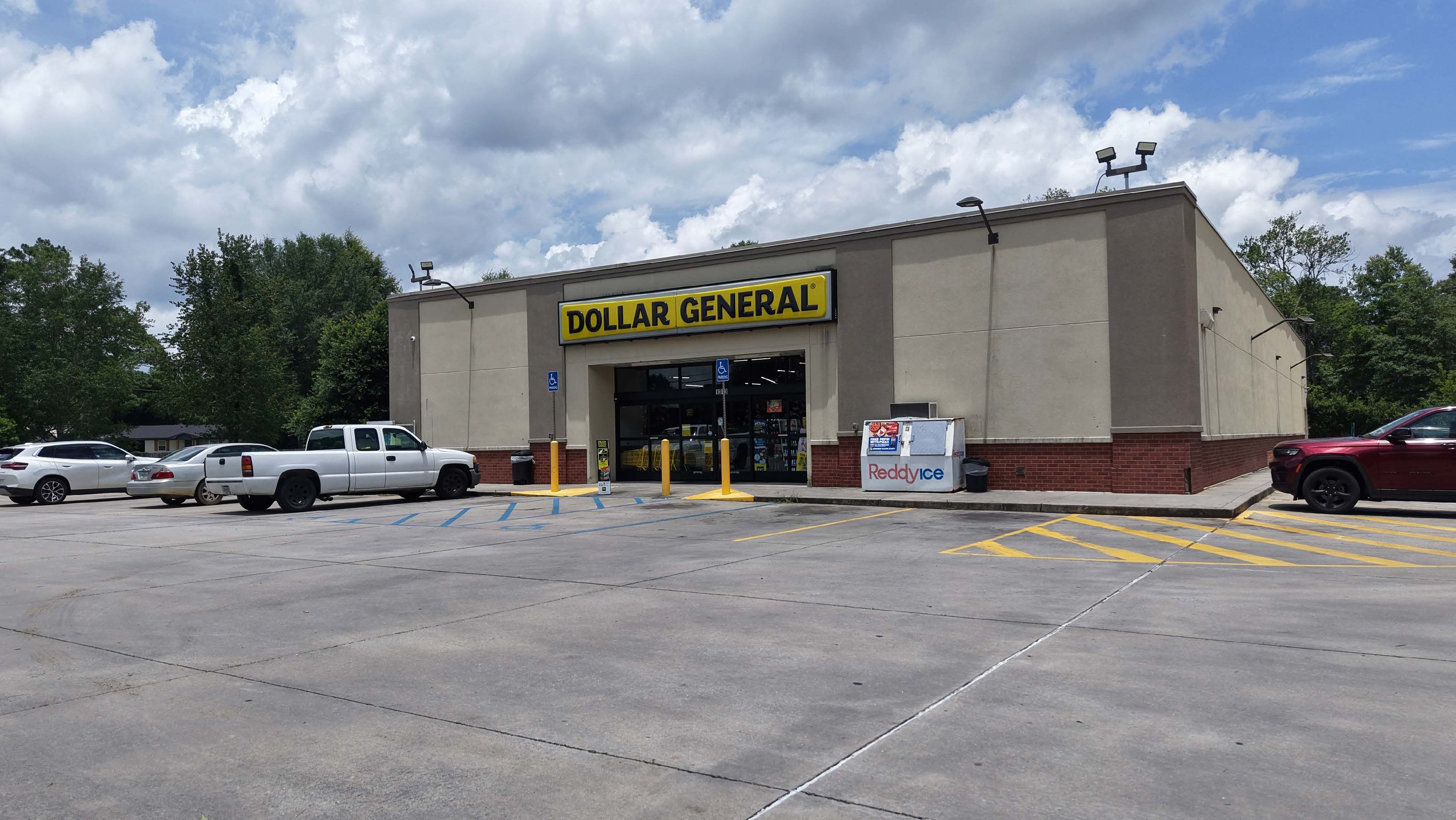 1313 Carterville Rd, Petal, MS 39465