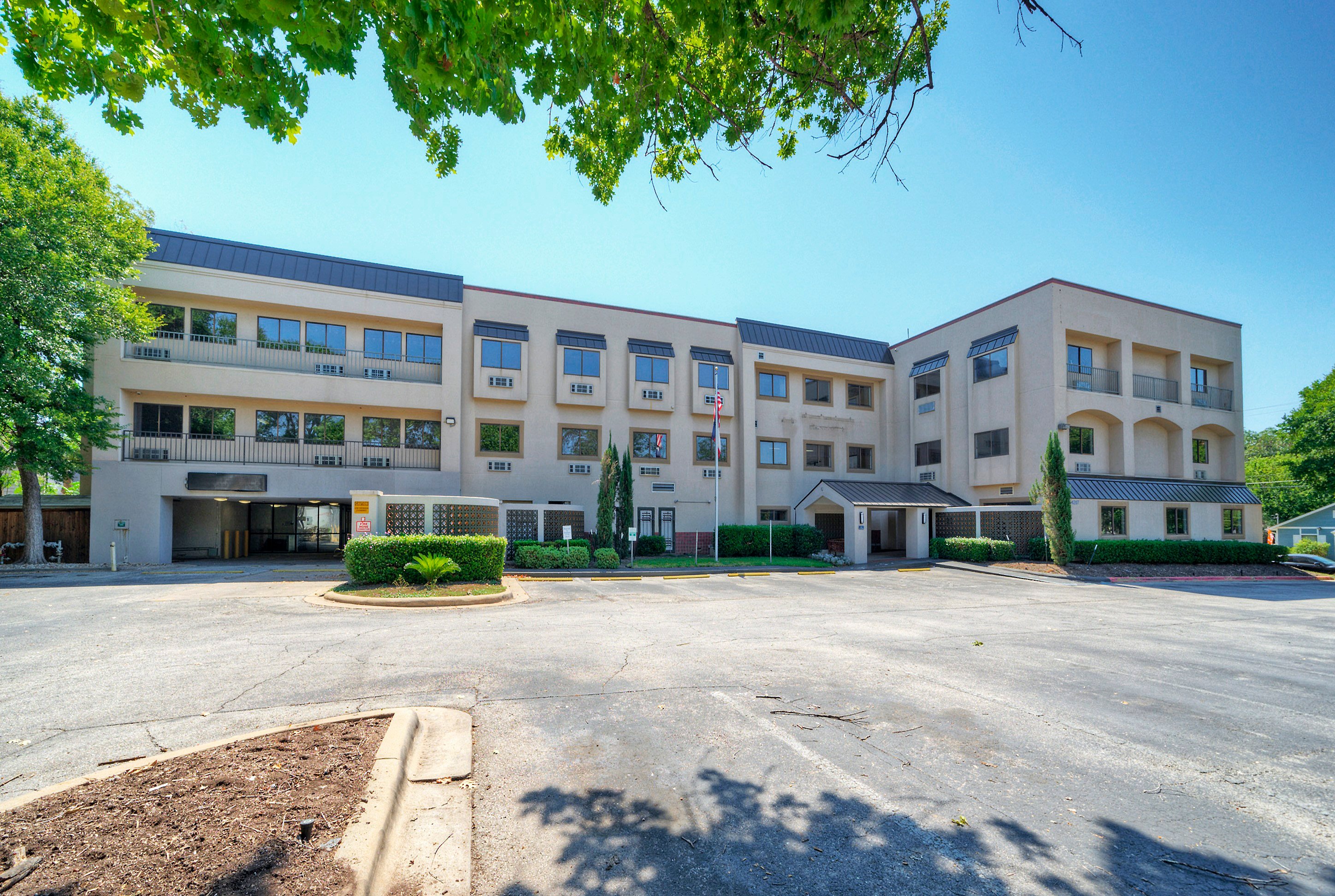 4207 Burnet Rd, Austin, TX 78756