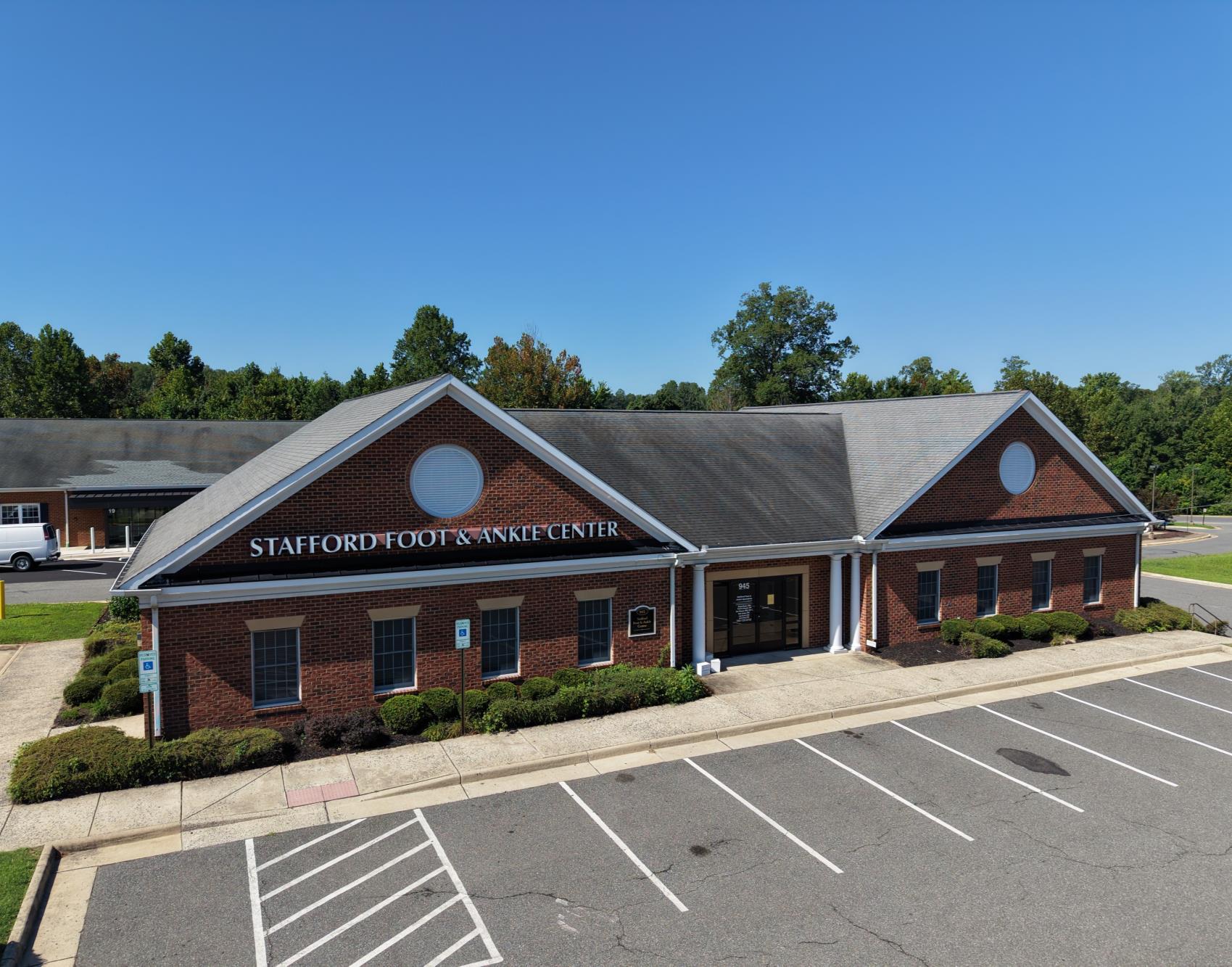 945 Garrisonville Rd, Stafford, VA 22554