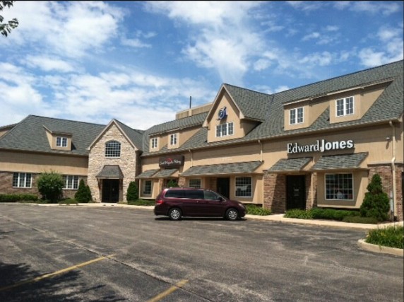 207 East Church St, Sandwich, IL 60548