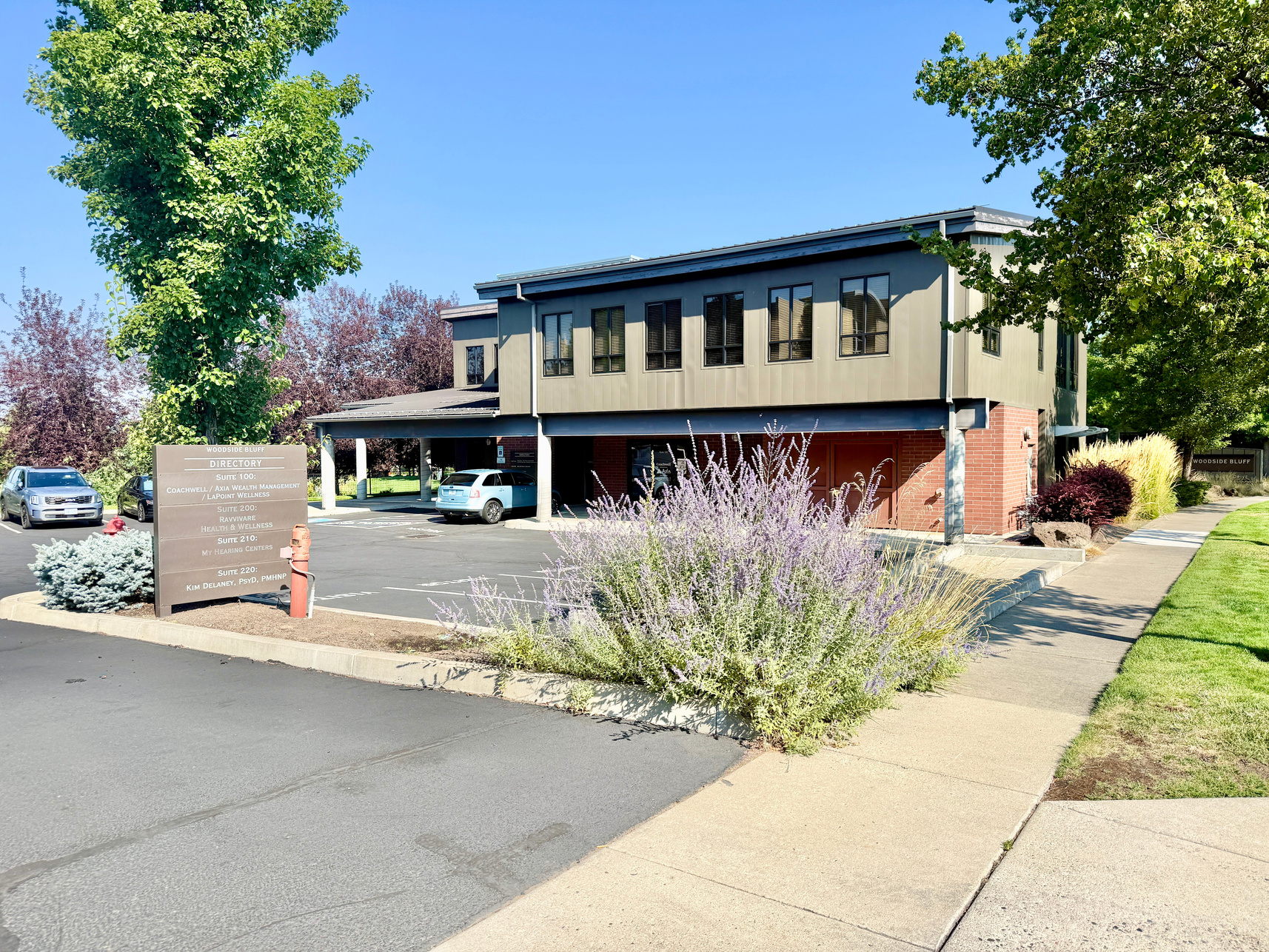 255 SW Bluff Dr, Bend, OR 97702