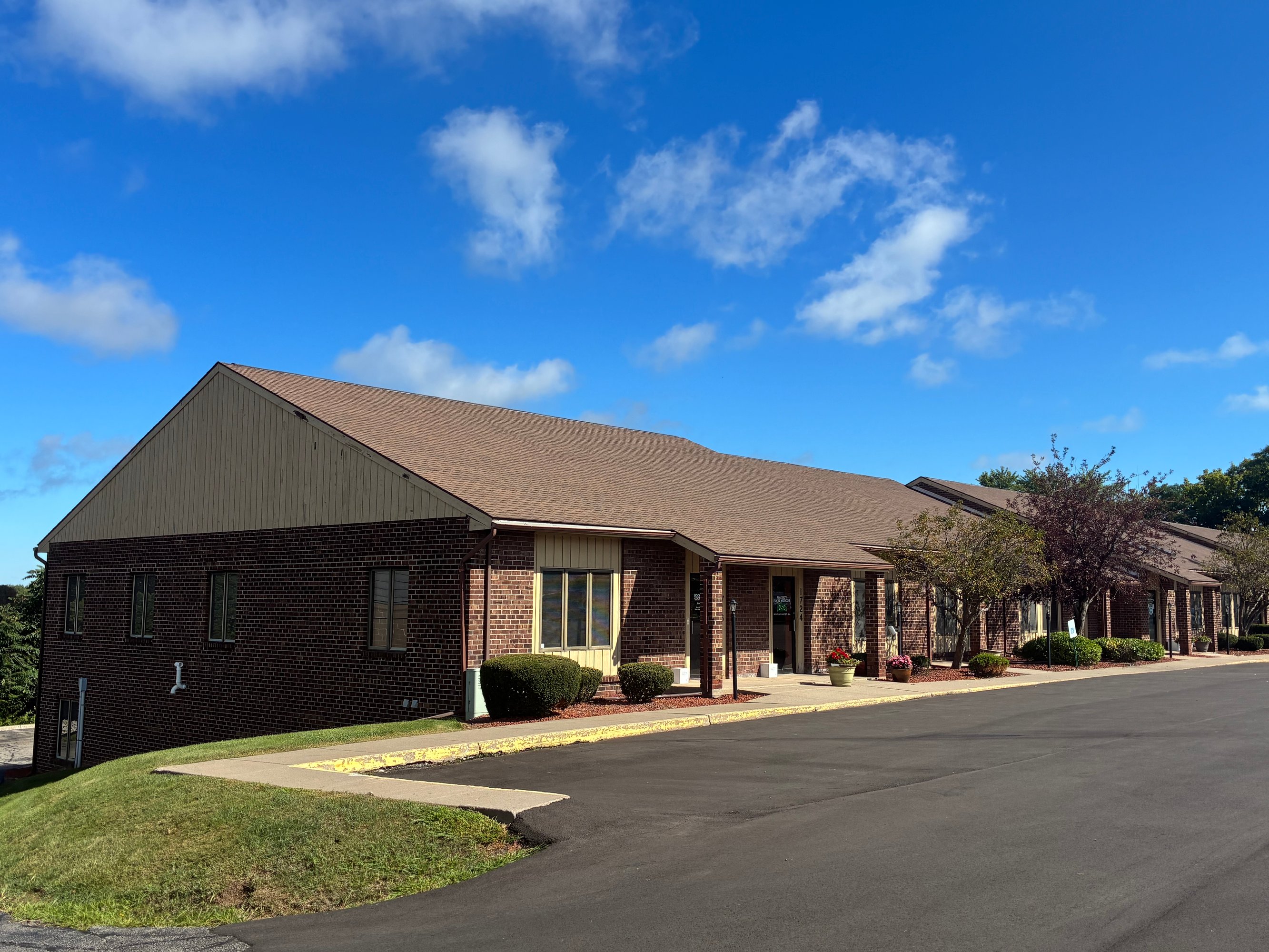 1716 E Ridge Rd, Rochester, NY 14622