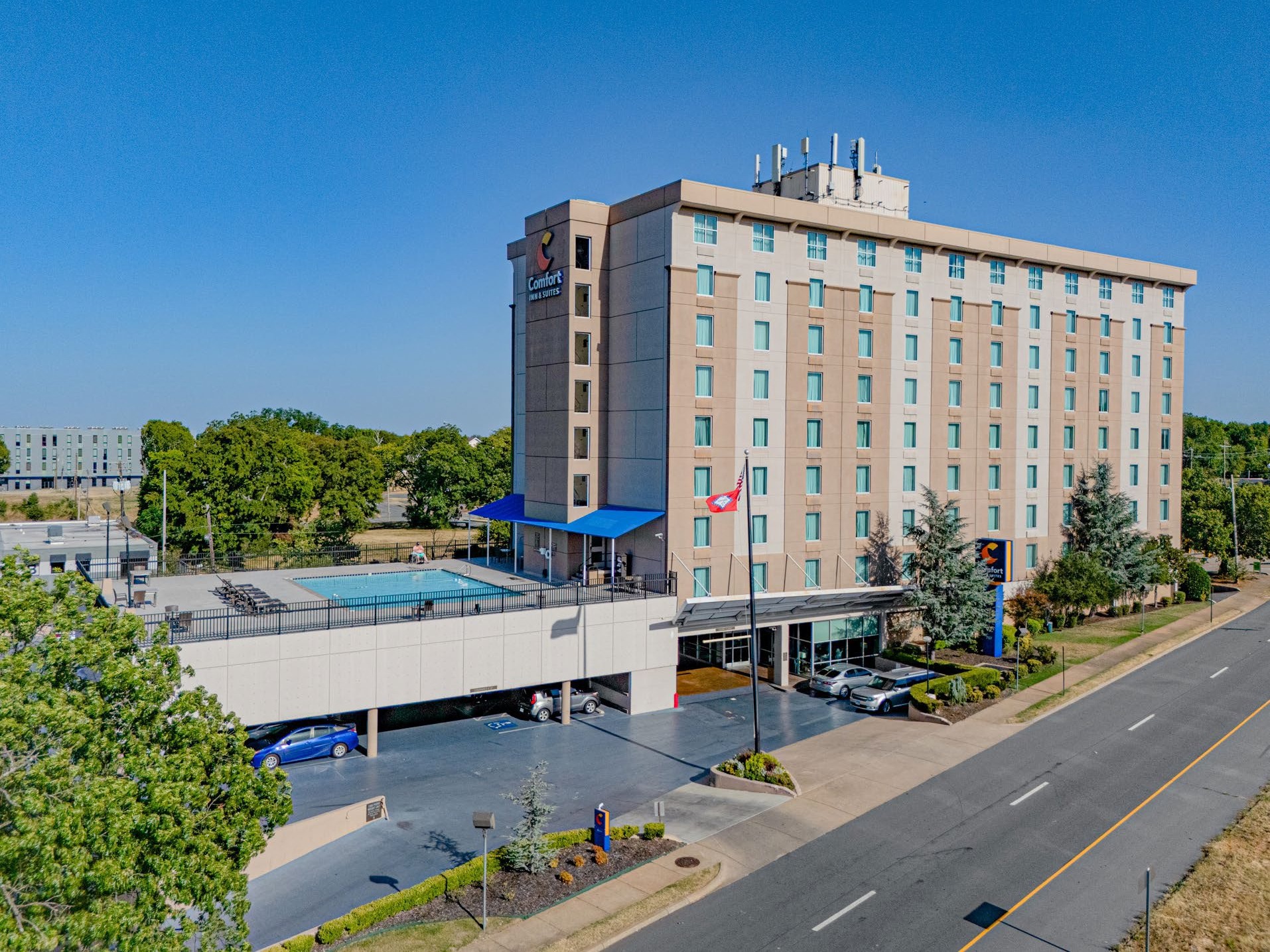 707 Interstate 30, Little Rock, AR 72202