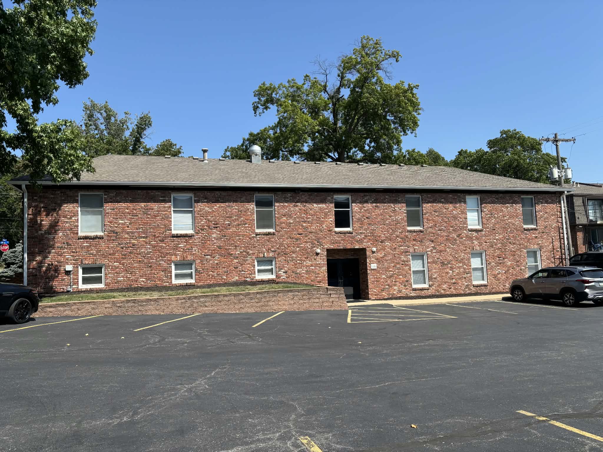 5809 Reeds Rd, Mission, KS 66202