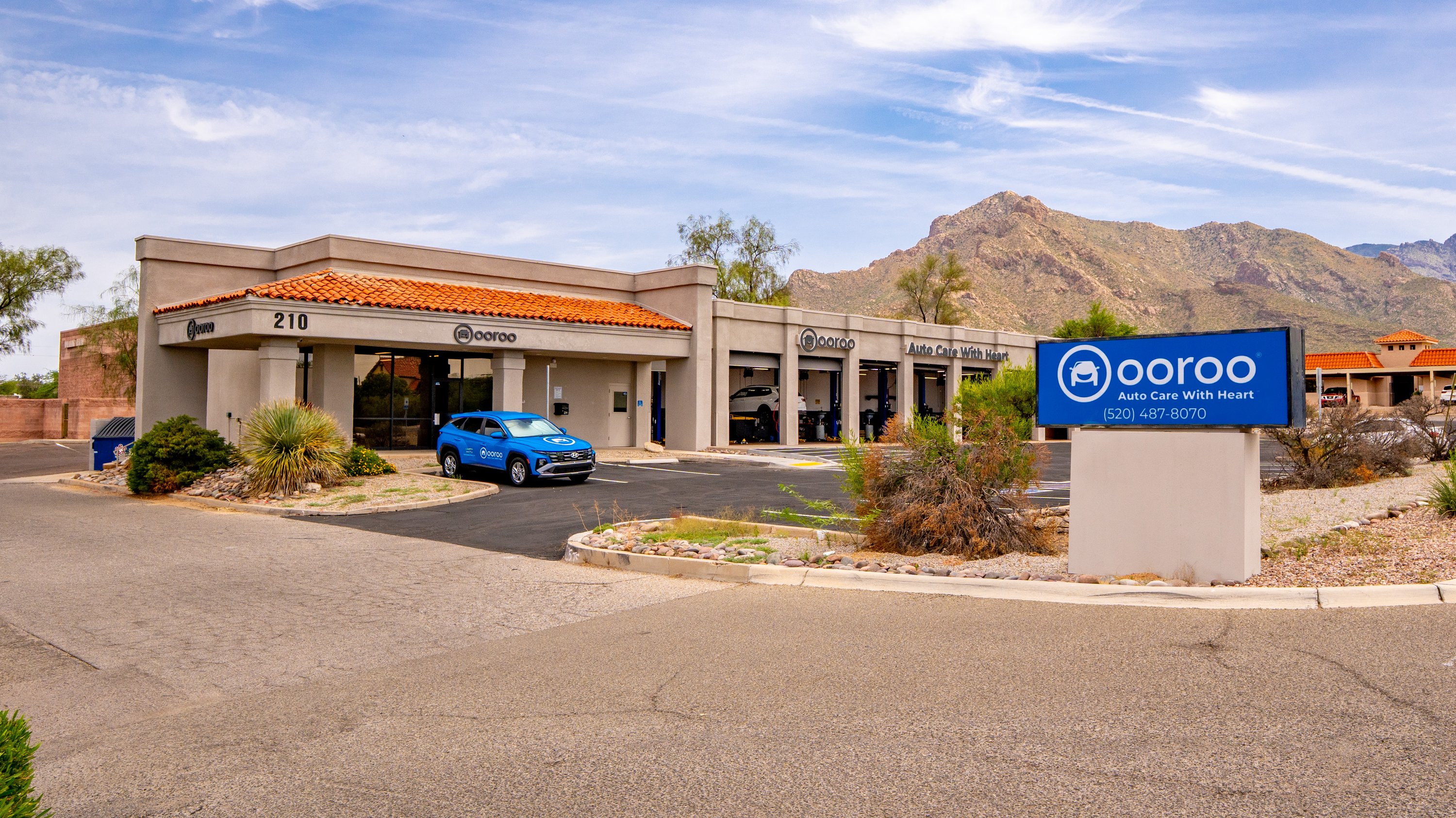 210 W Magee Rd, Tucson, AZ 85704